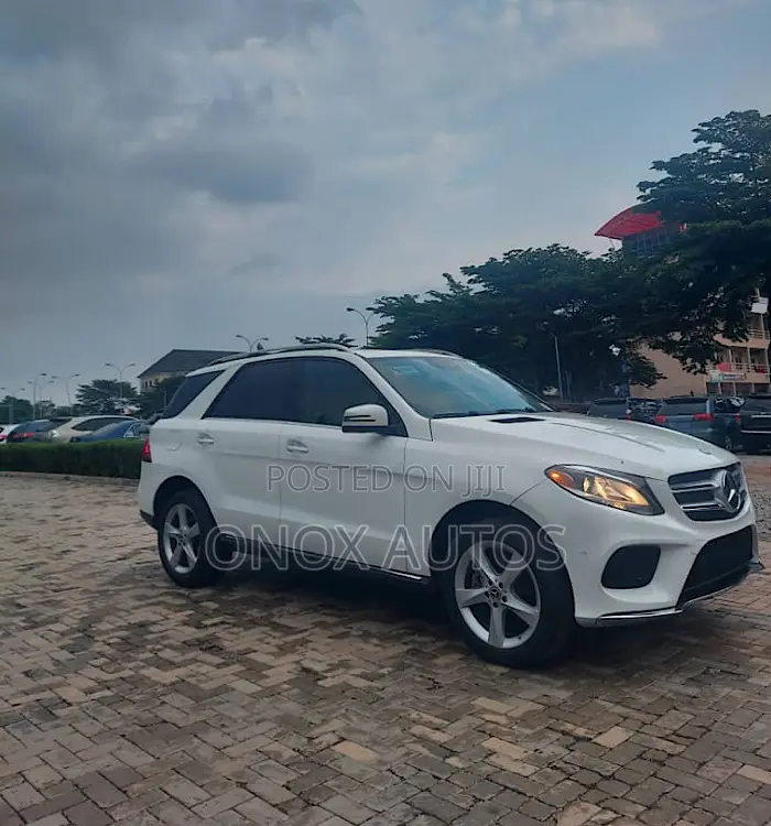 Mercedes-Benz GLE-Class GLE 350 2017 White