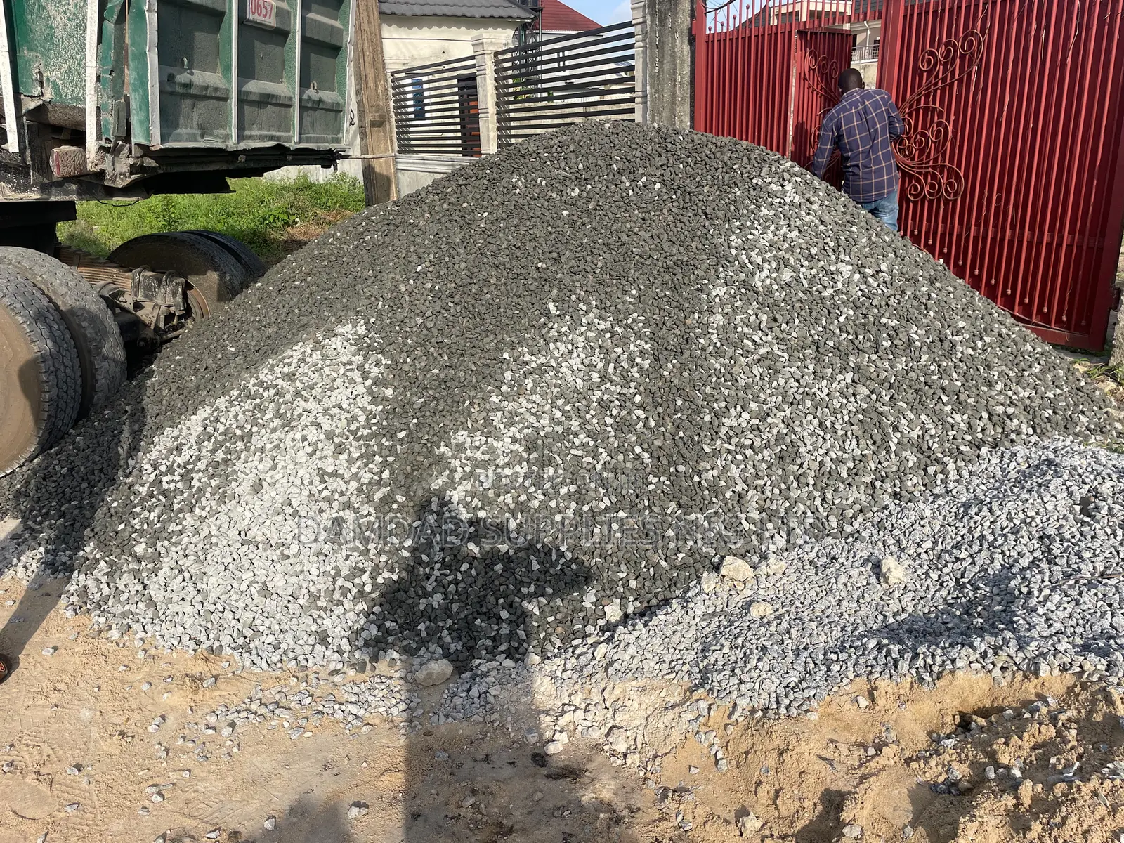 30 Tons Granite / Aggregate