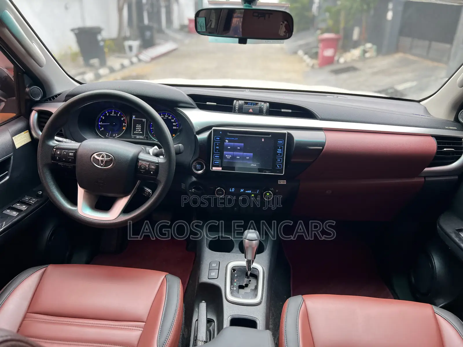 Toyota Hilux 2020 White