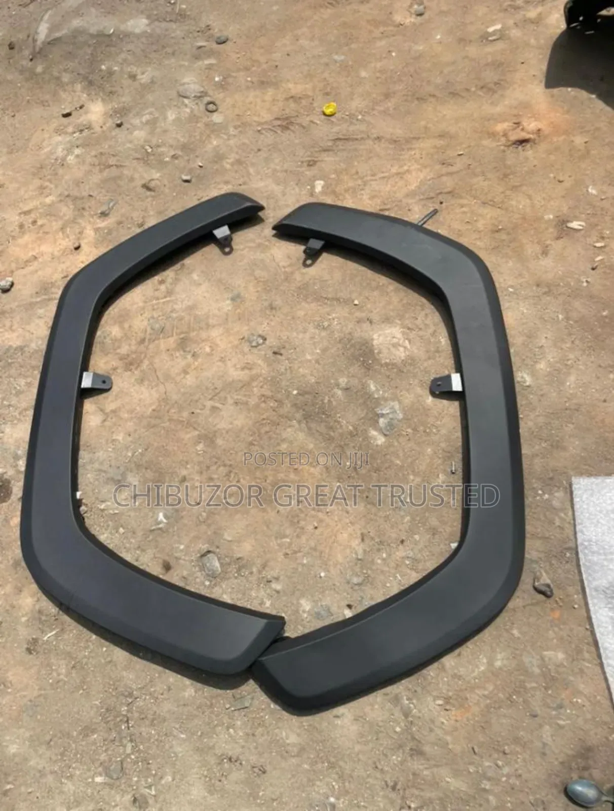 Set of Fender Moulding/Padded for Rav4 2020/2023 Adventure Bumper