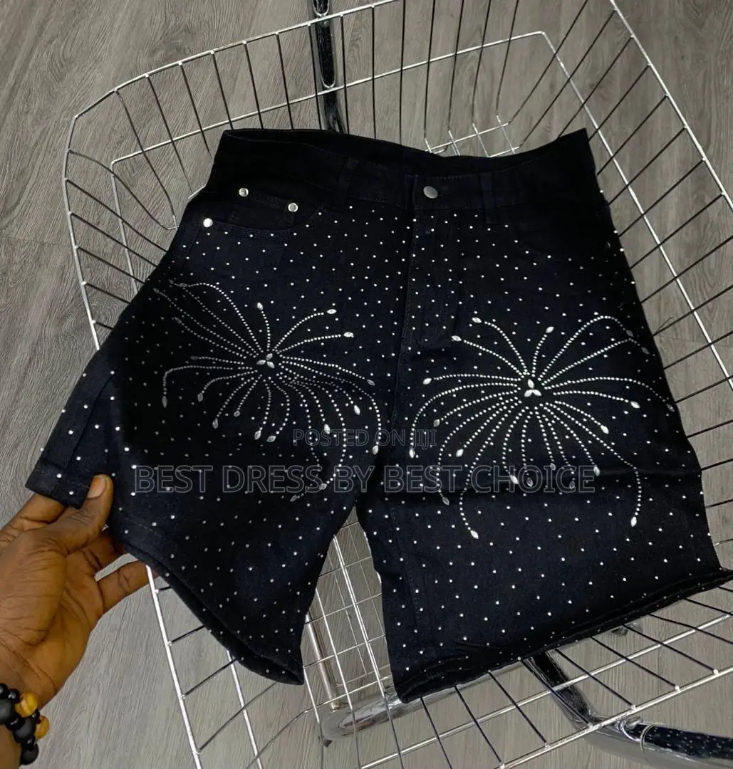 High Quality Baggy Jeans Short Available Now