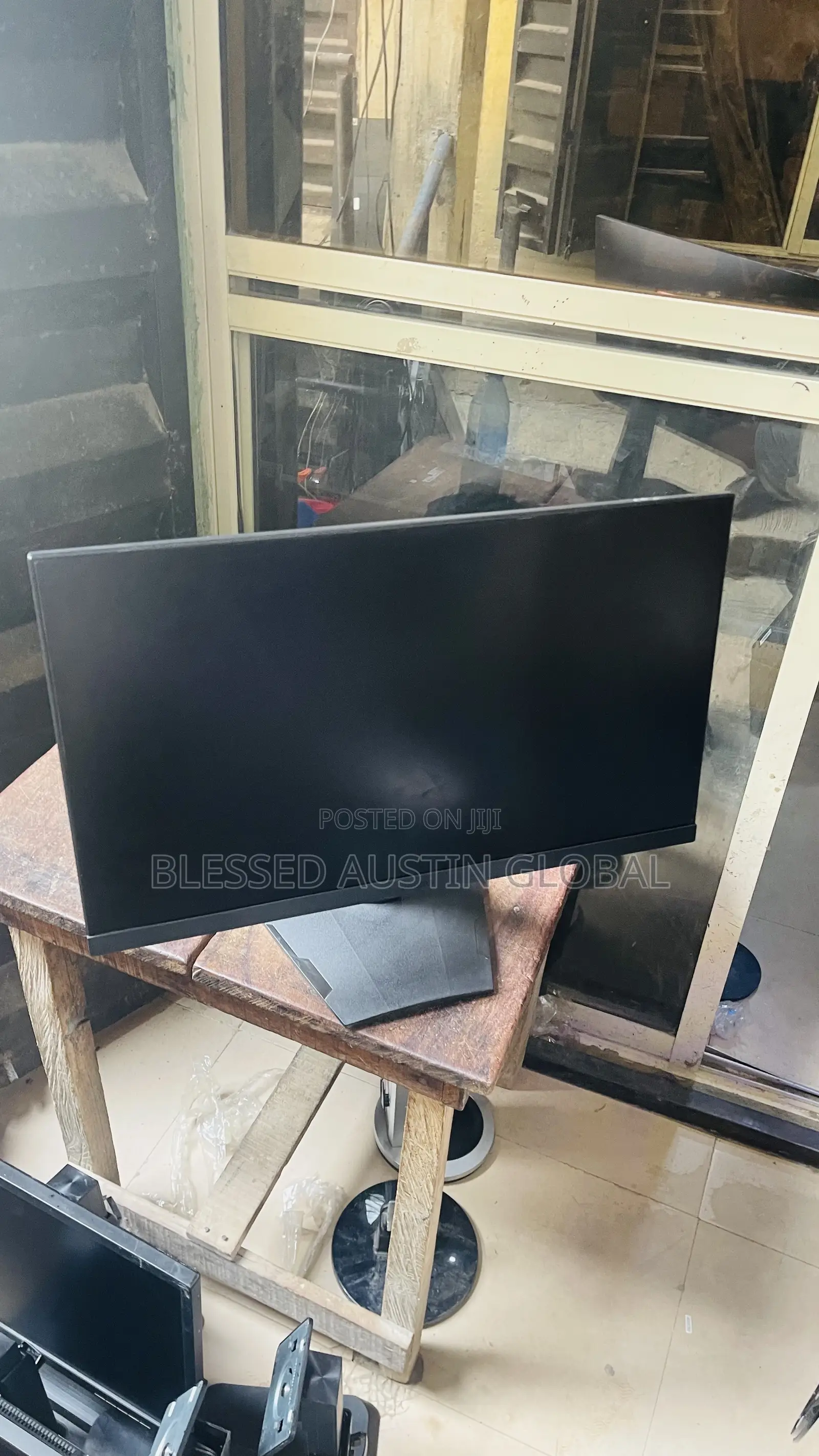 25 Inches Gaming Frameless Monitor