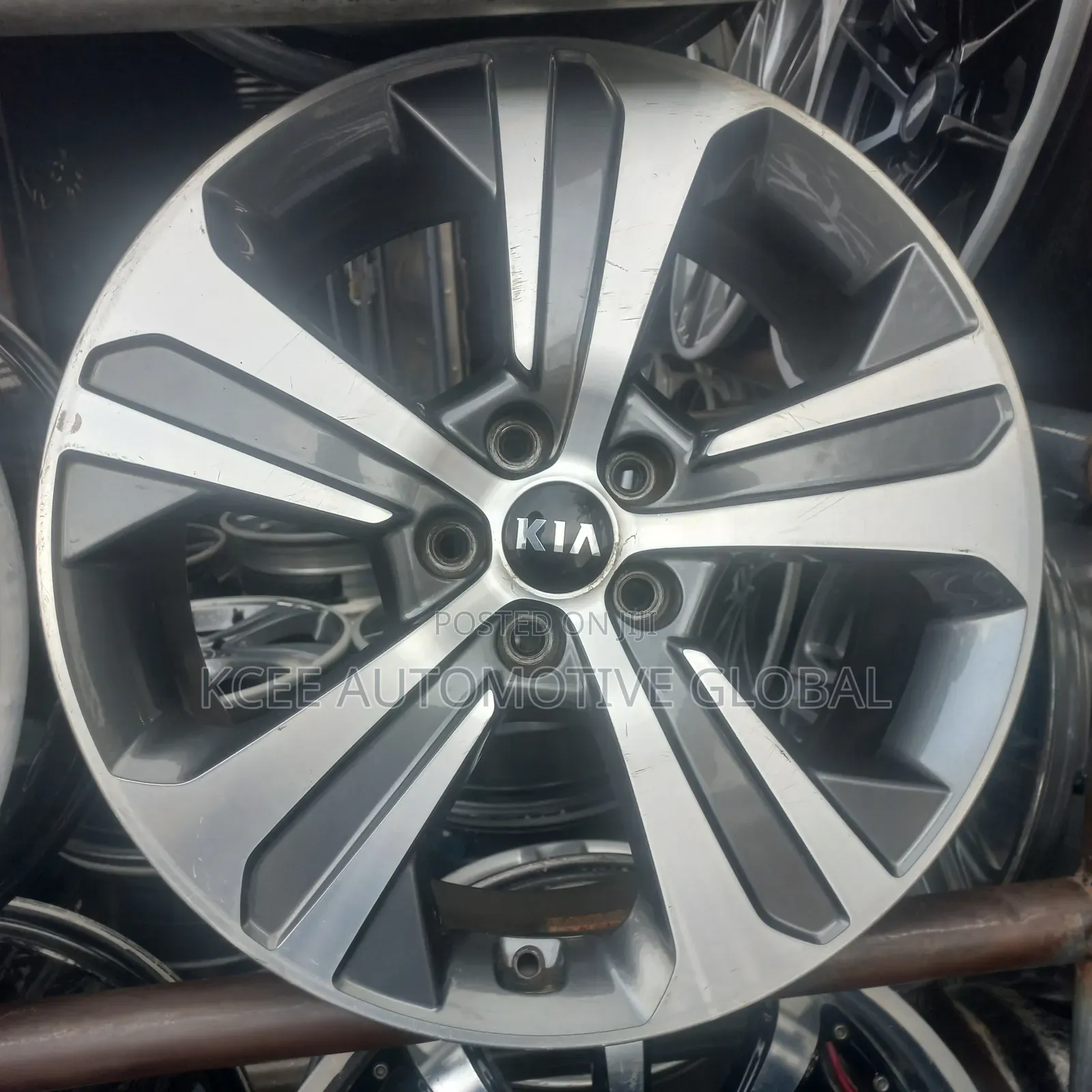 Kia Sorrento Rim 19