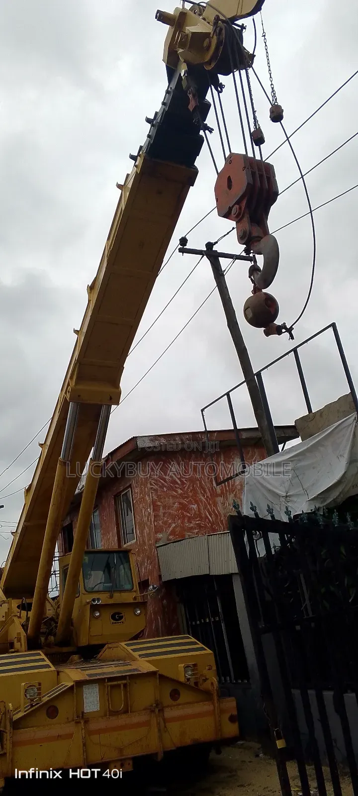 Grove 40 Tons Motor Crain