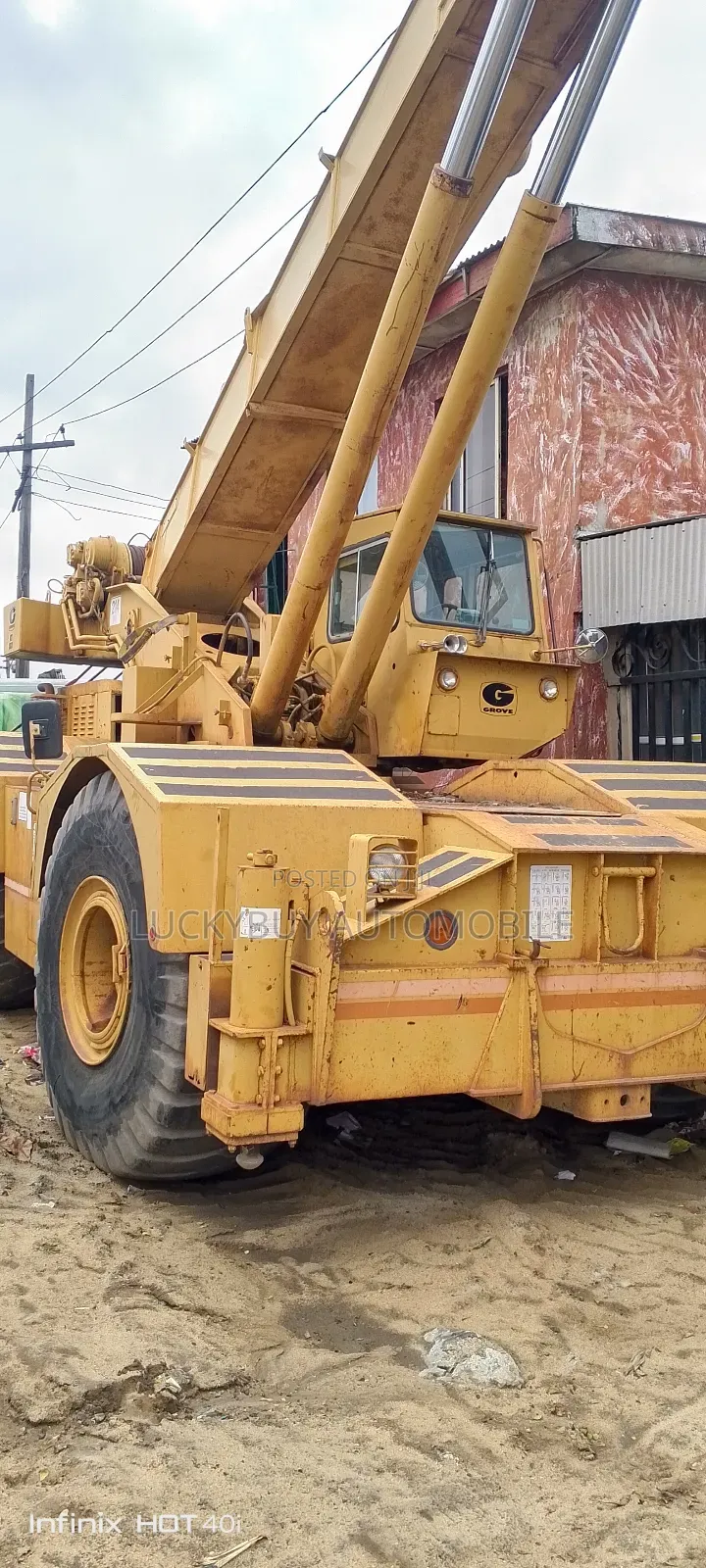 Grove 40 Tons Motor Crain