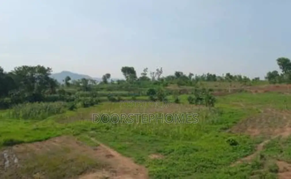 7571sqm Commercial Land for Sale in Wawa on Airport Road