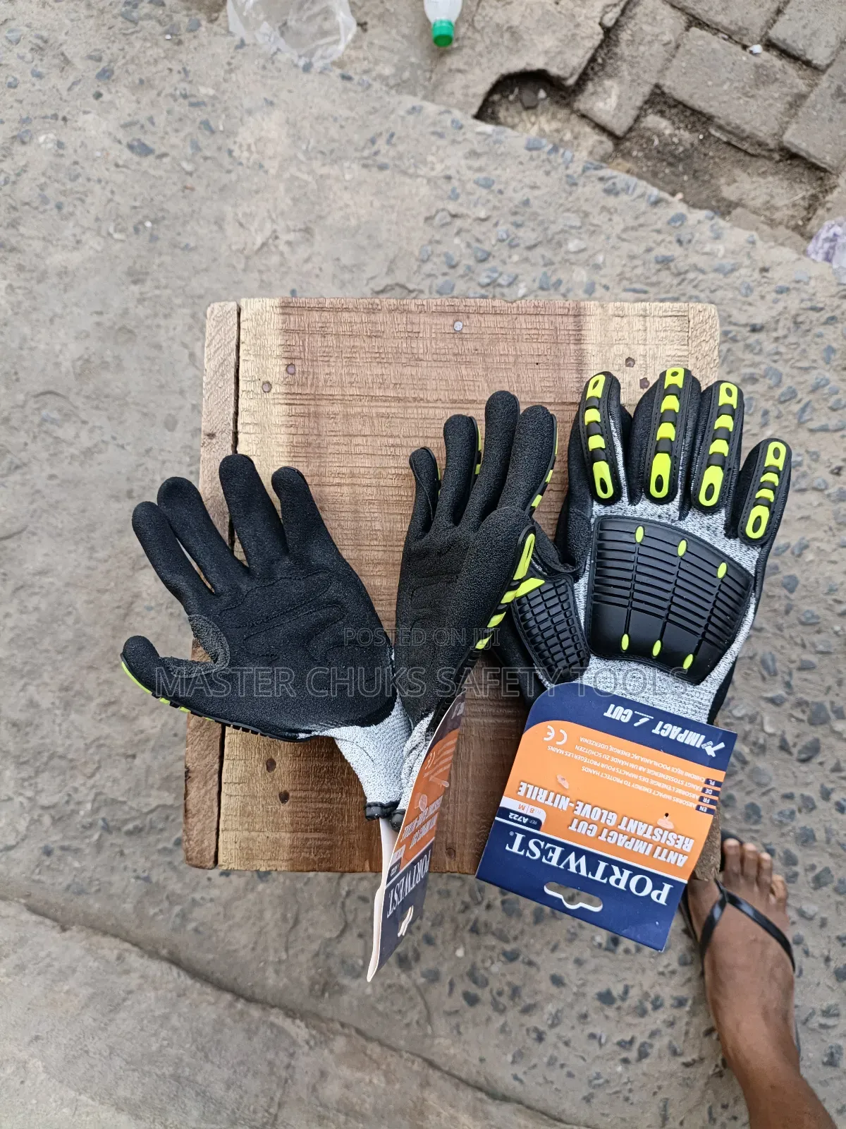 Port West Gloves