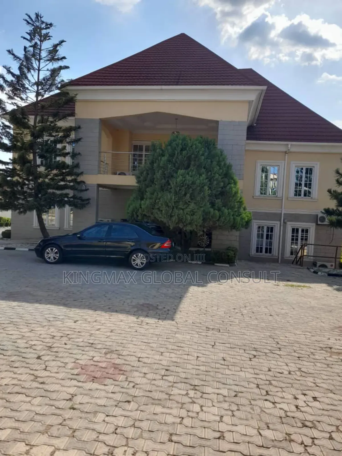 7bdrm Duplex in Asokoro Abuja for sale
