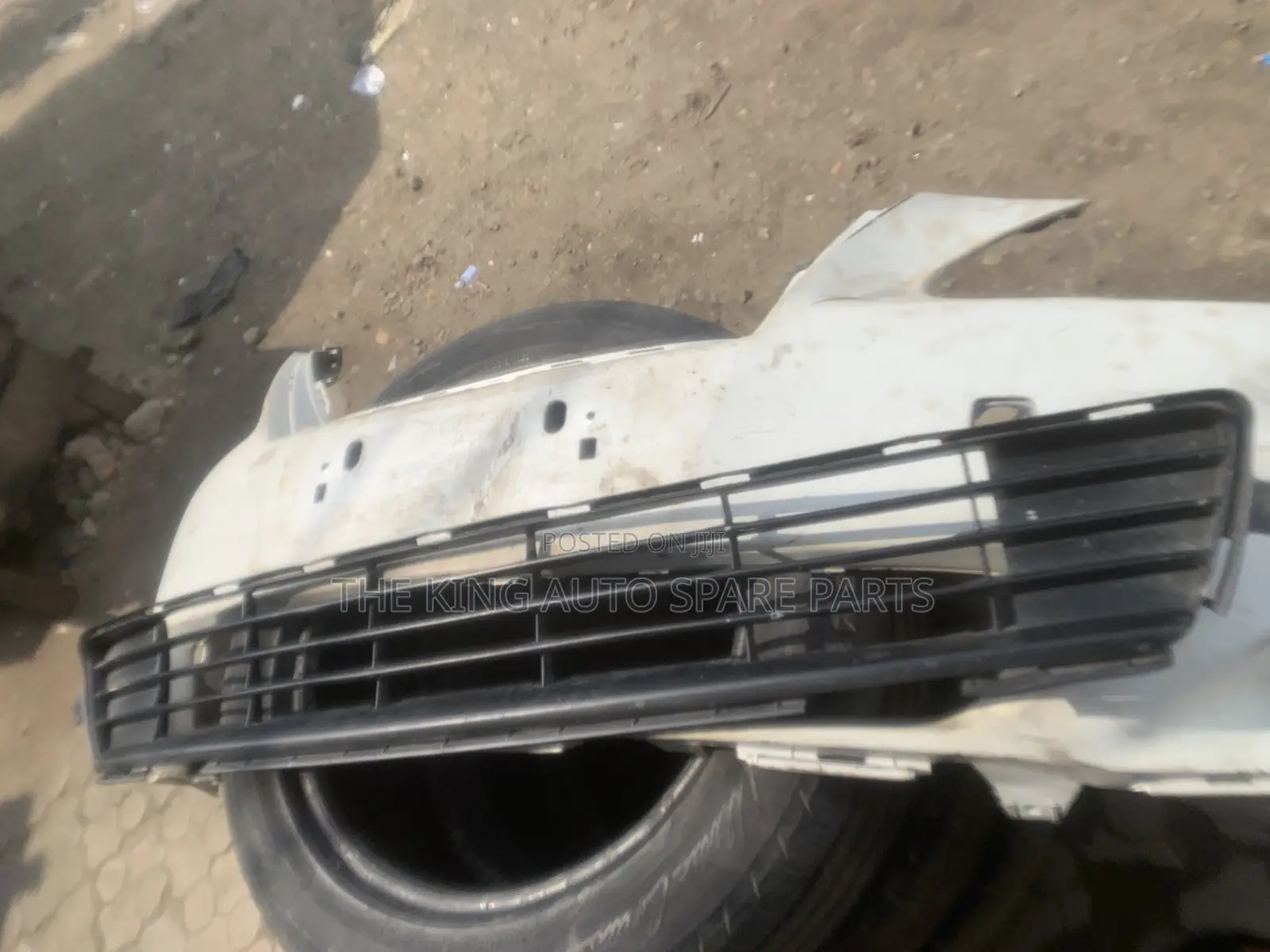 Toyota Camry 010 Model Down Grill Front One