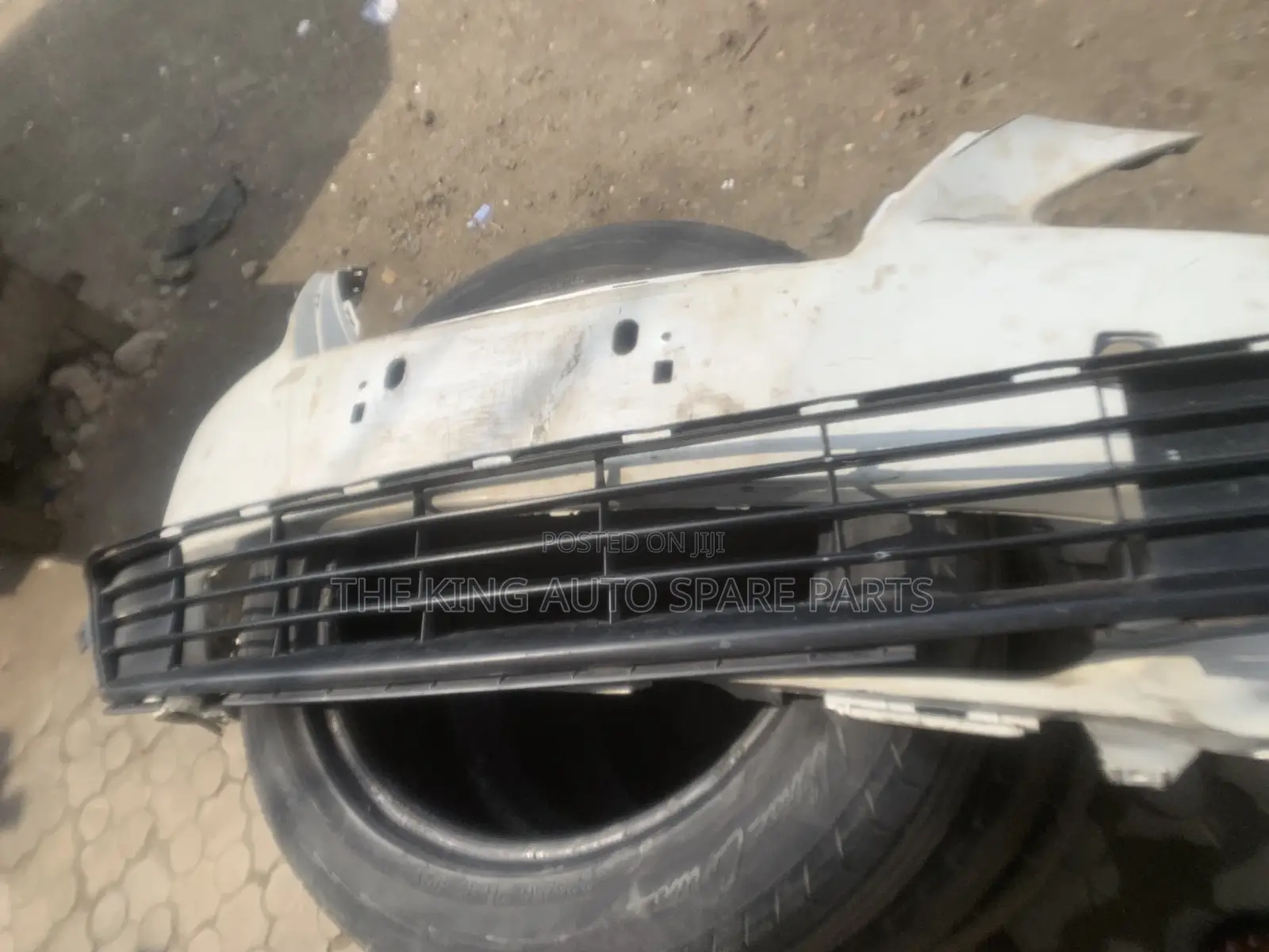 Toyota Camry 010 Model Down Grill Front One
