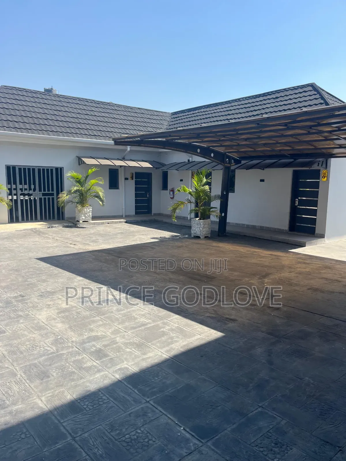 4bdrm Townhouse/Terrace in 69 Road Gwarinpa for sale