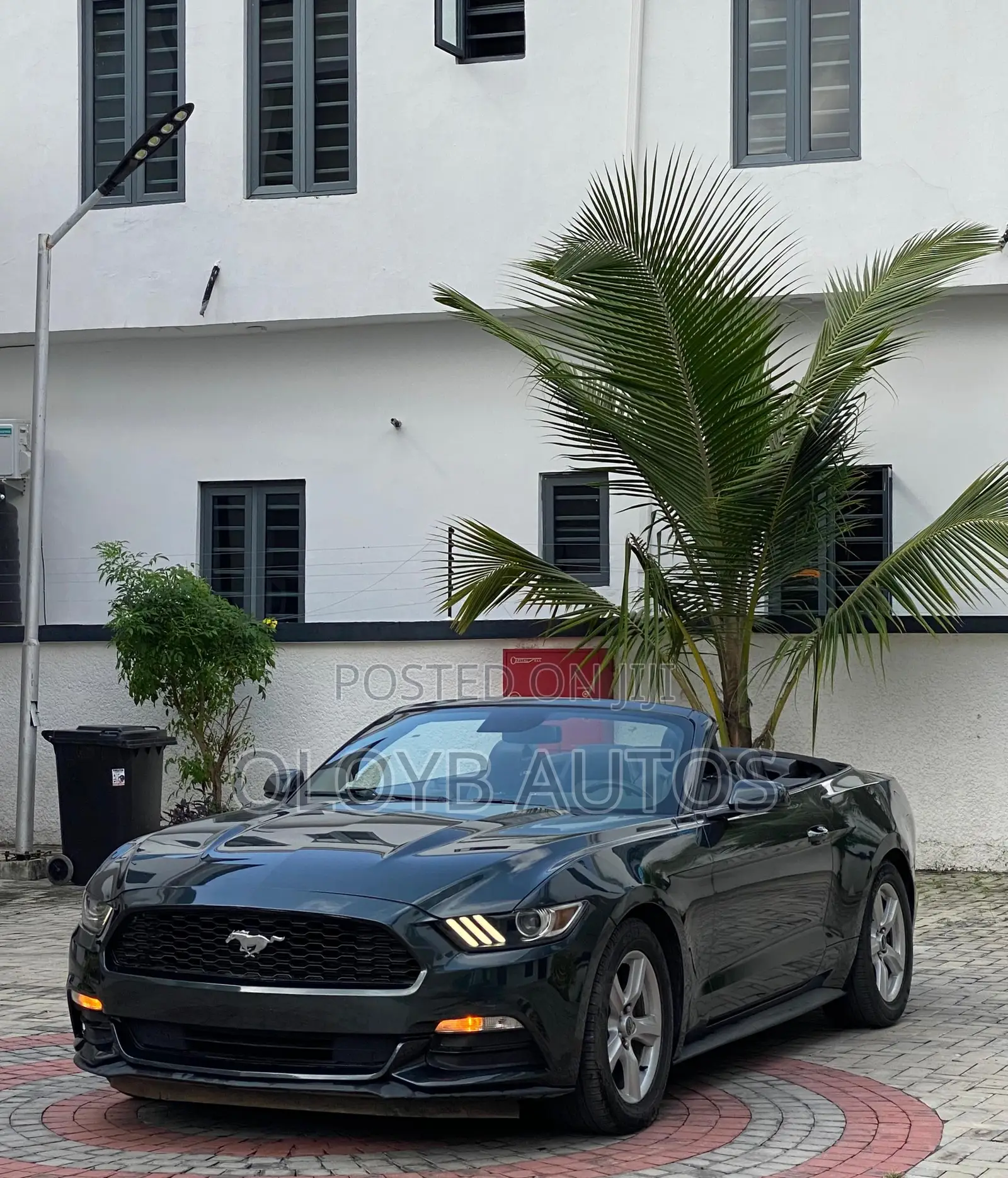 Ford Mustang V6 Convertible 2016 Green