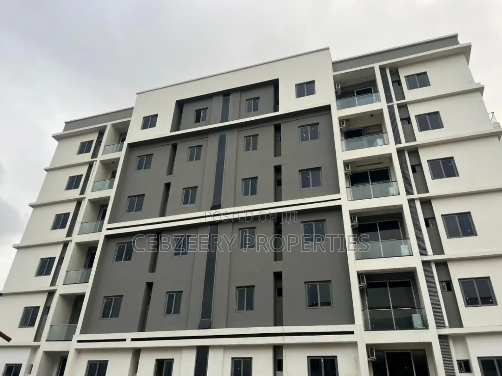 3bdrm Apartment in Ikeja GRA for rent