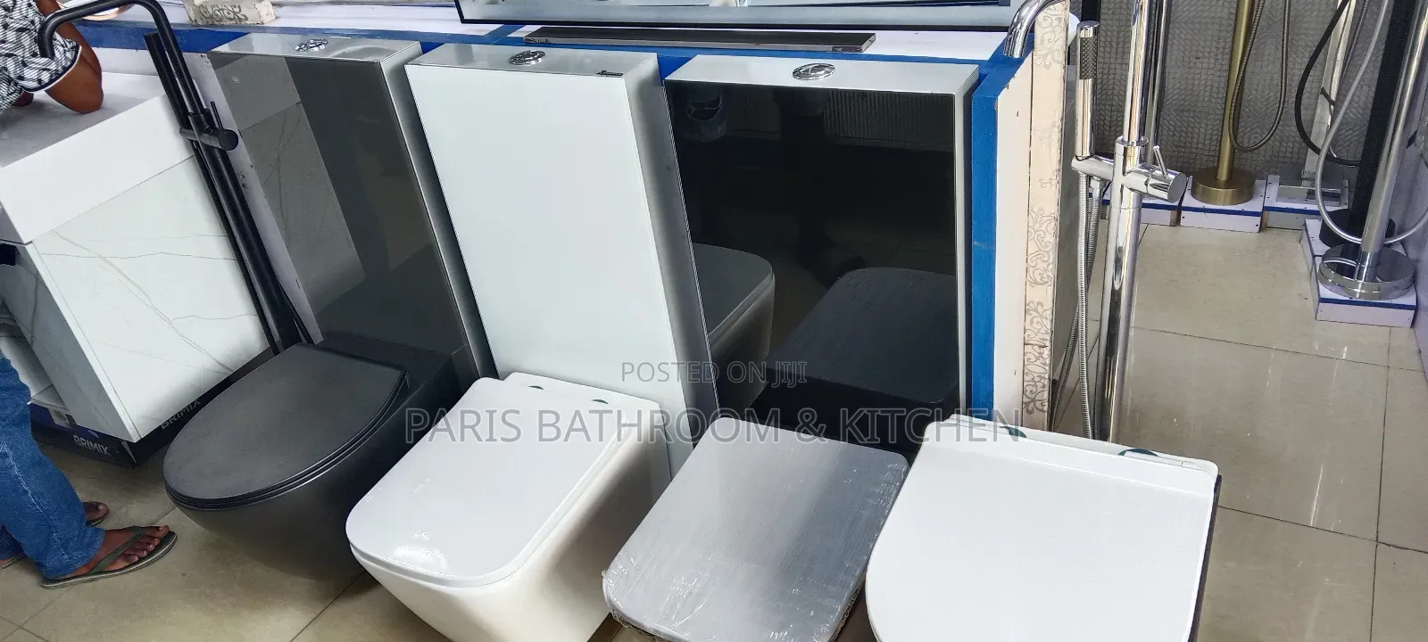 Conceal Glass Water Closet