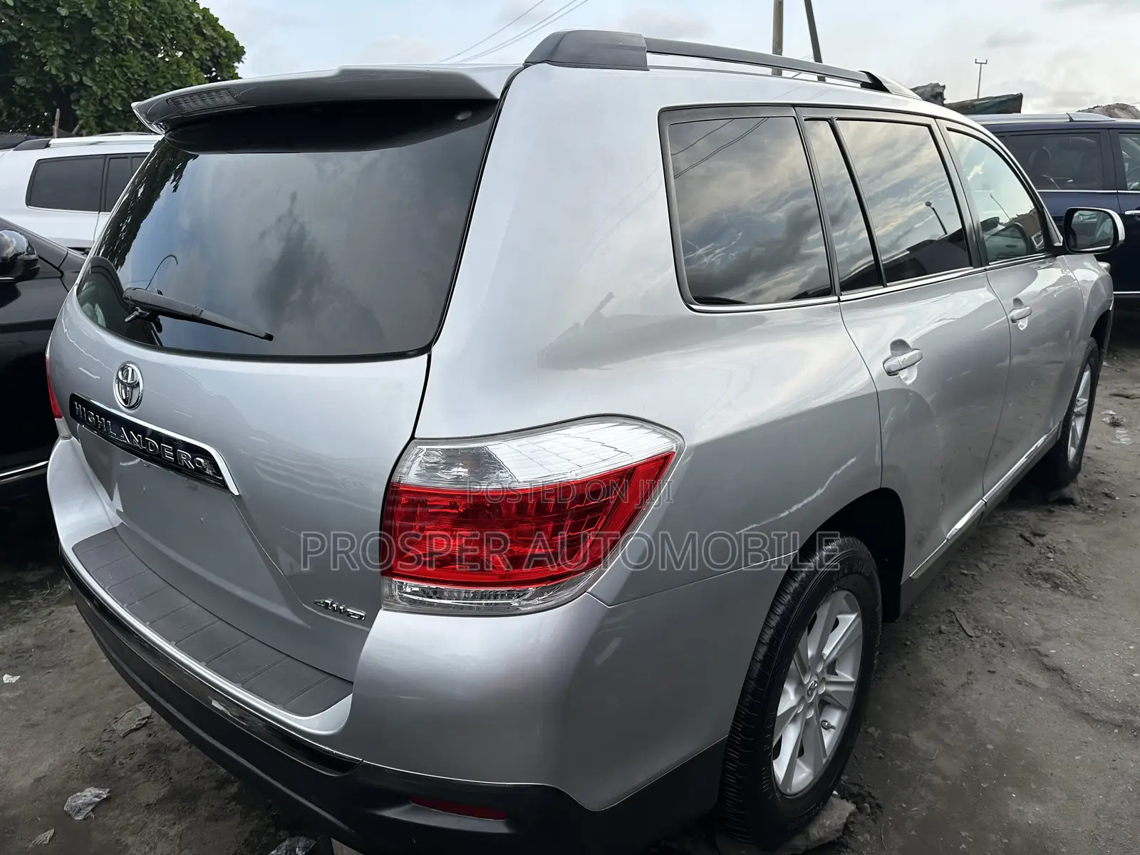 Toyota Highlander Limited 2012 Silver