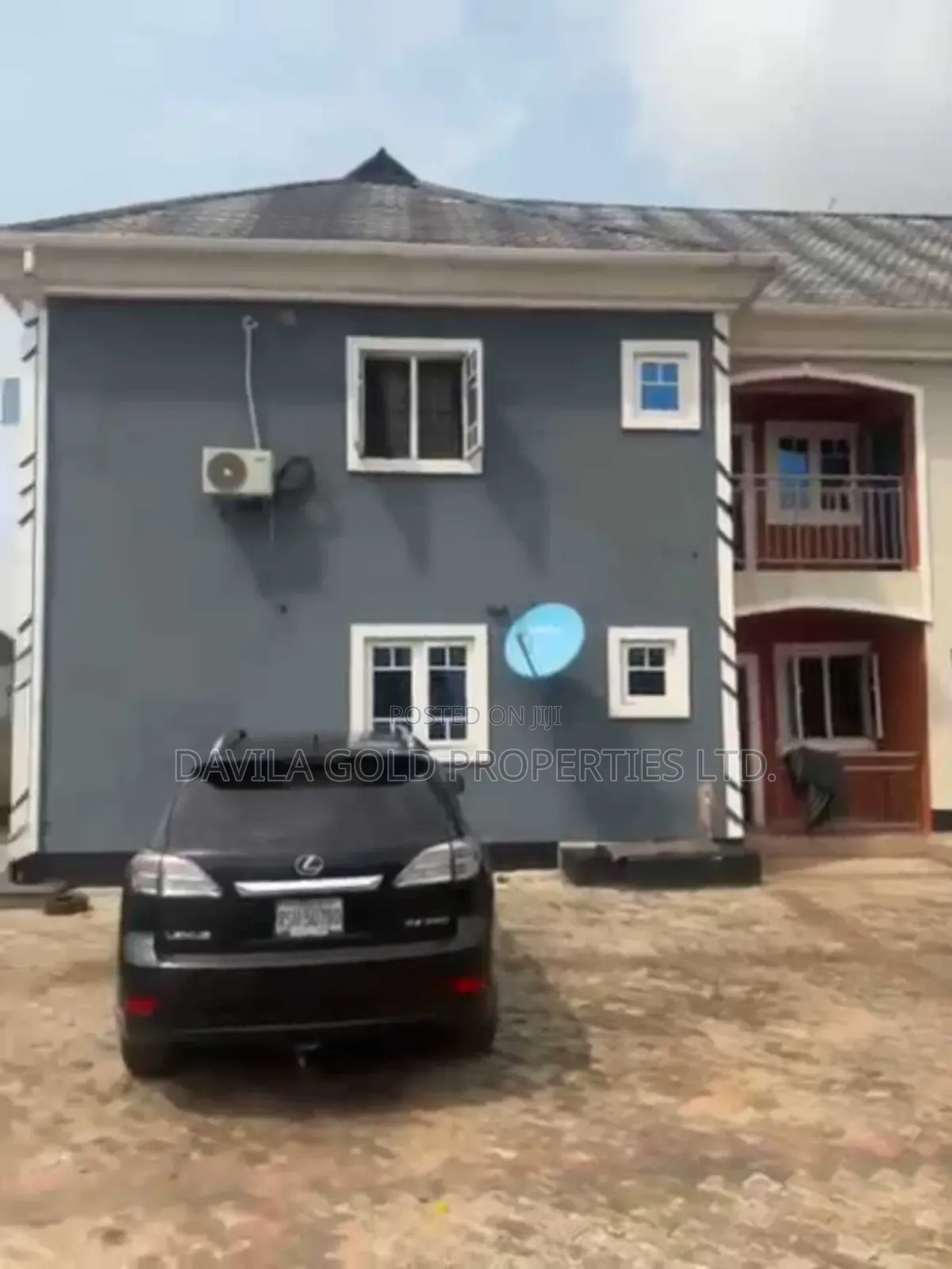 12bdrm Block of Flats in Benin City for sale