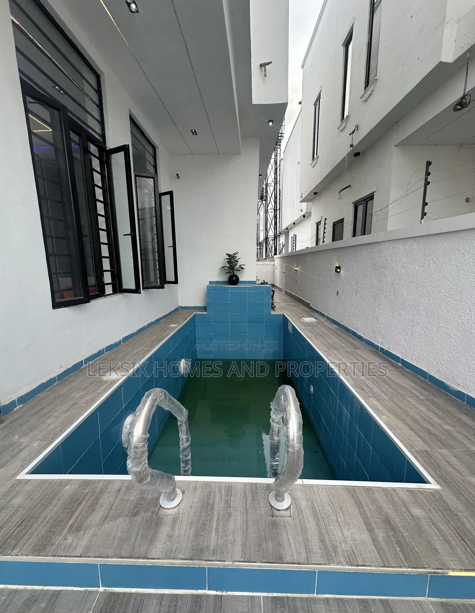 4bdrm Duplex in A Well Secured, Ado / Ajah for sale