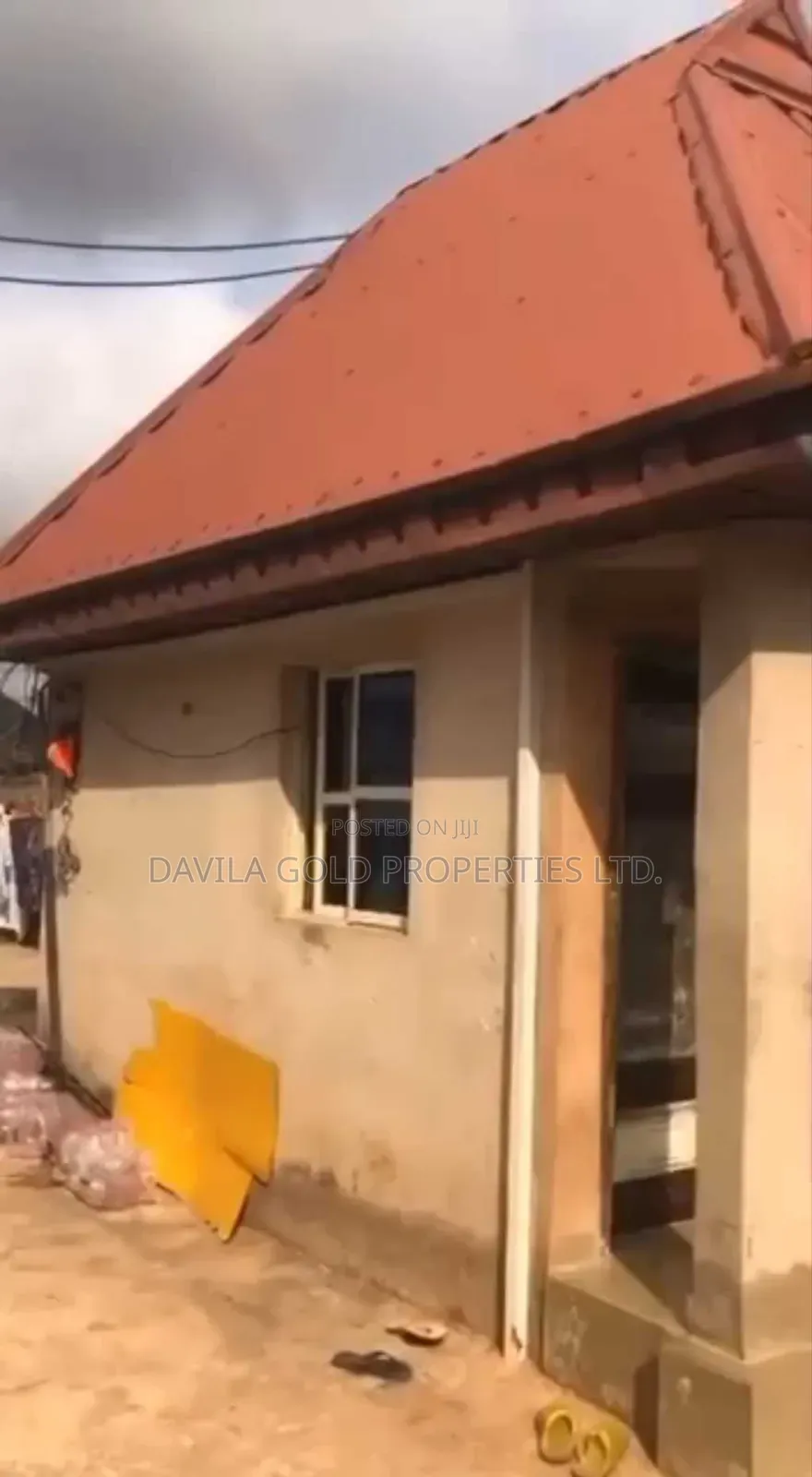 18bdrm Block of Flats in Benin City for sale
