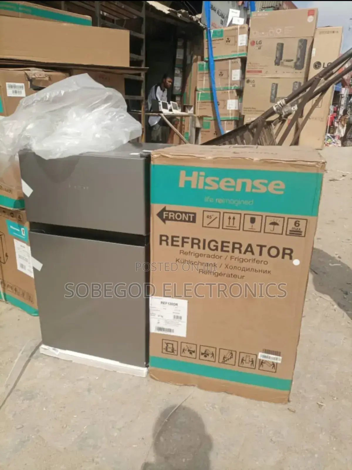 Original Hisense 2 Doors Freezer and Fridge,Adjustable From Legs