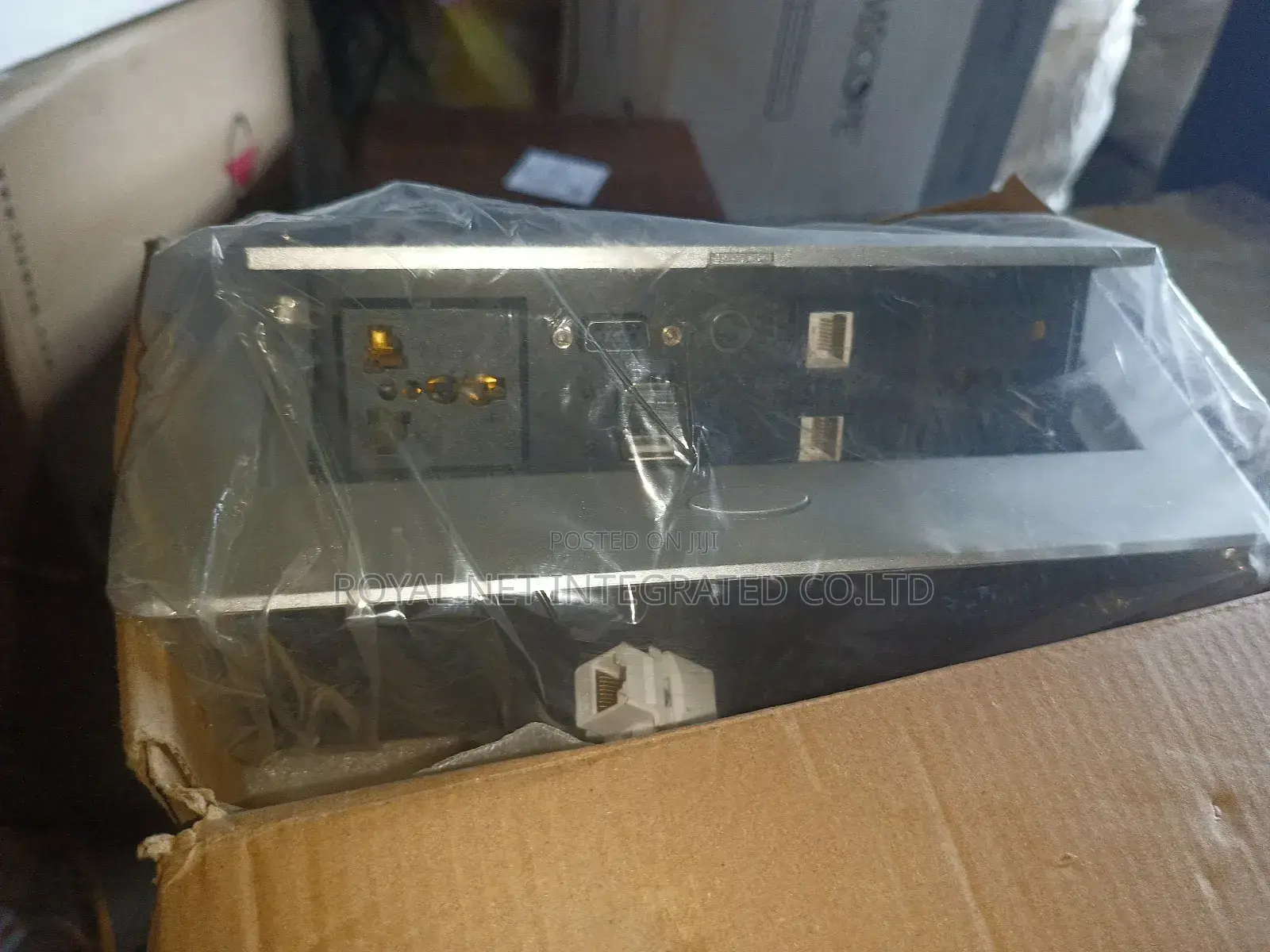 Table Box With Double Data, Data Power With USB