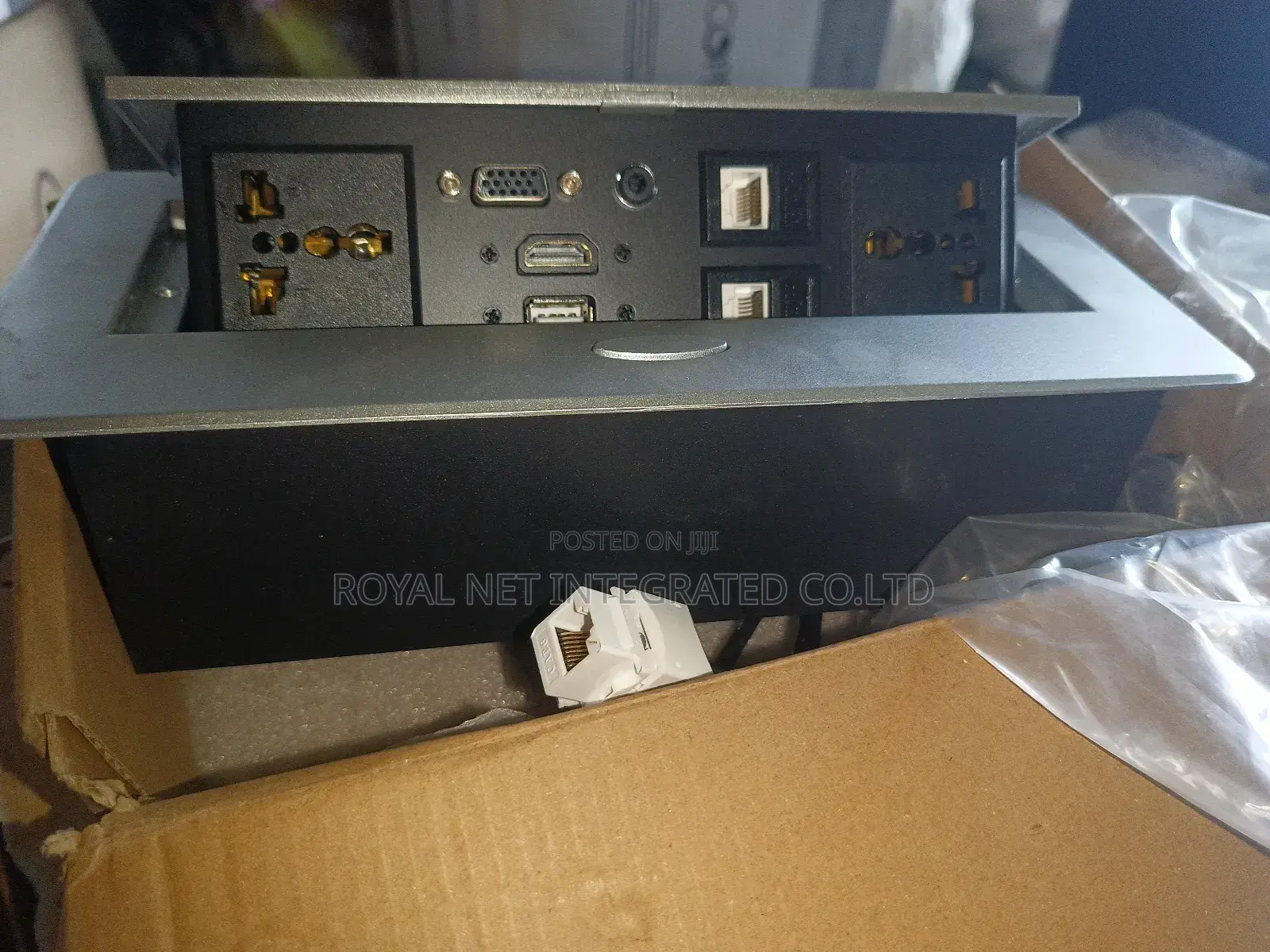 Table Box With Double Data, Data Power With USB