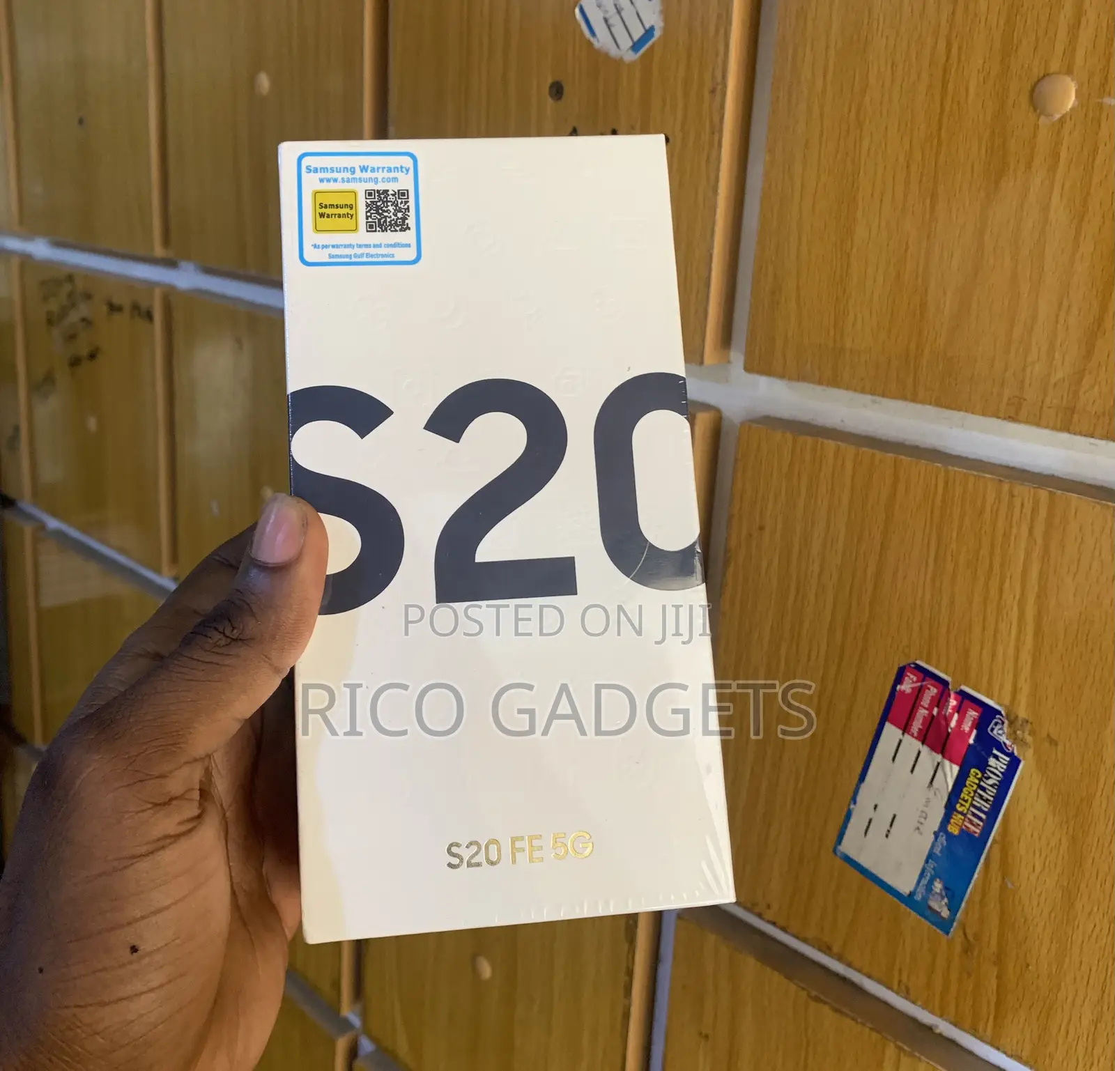 New Samsung Galaxy S20 FE 5G 128 GB Black