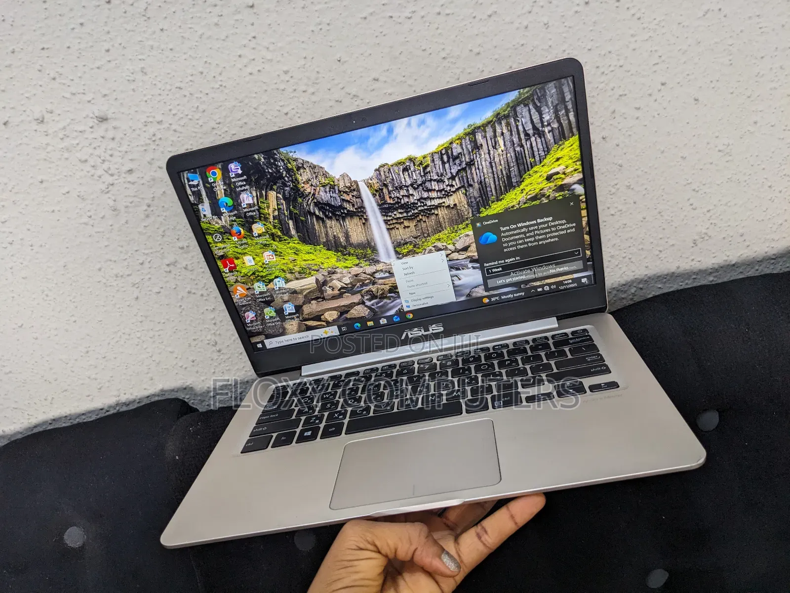 Laptop Asus Q405UA 8GB Intel Core i3 SSD 256GB