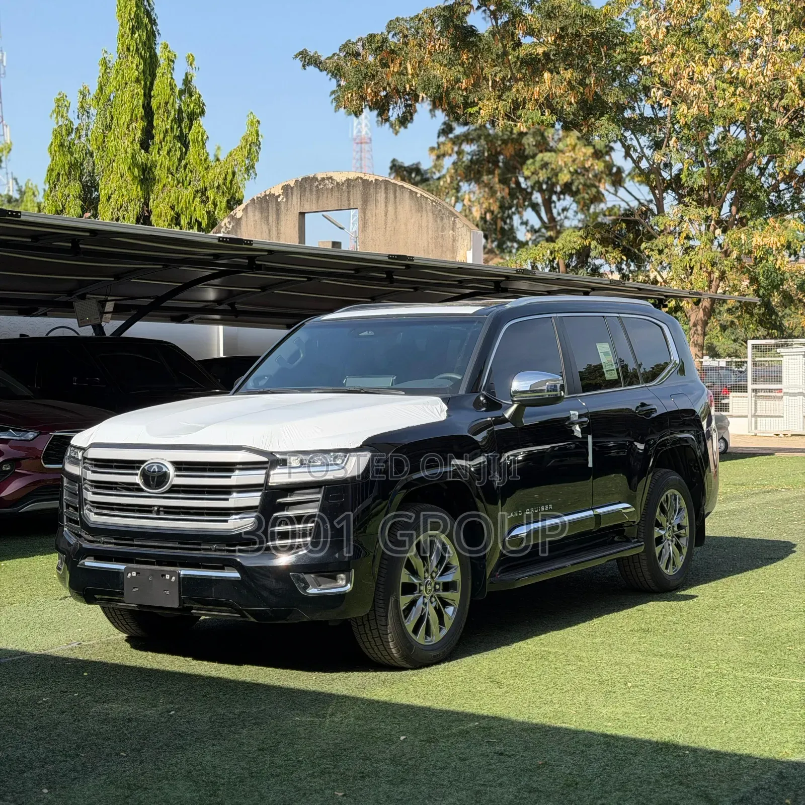 New Toyota Land Cruiser LC300 2025 Black