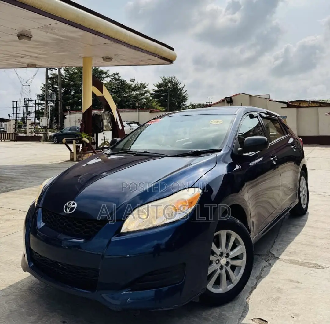 Toyota Matrix 2013 Blue
