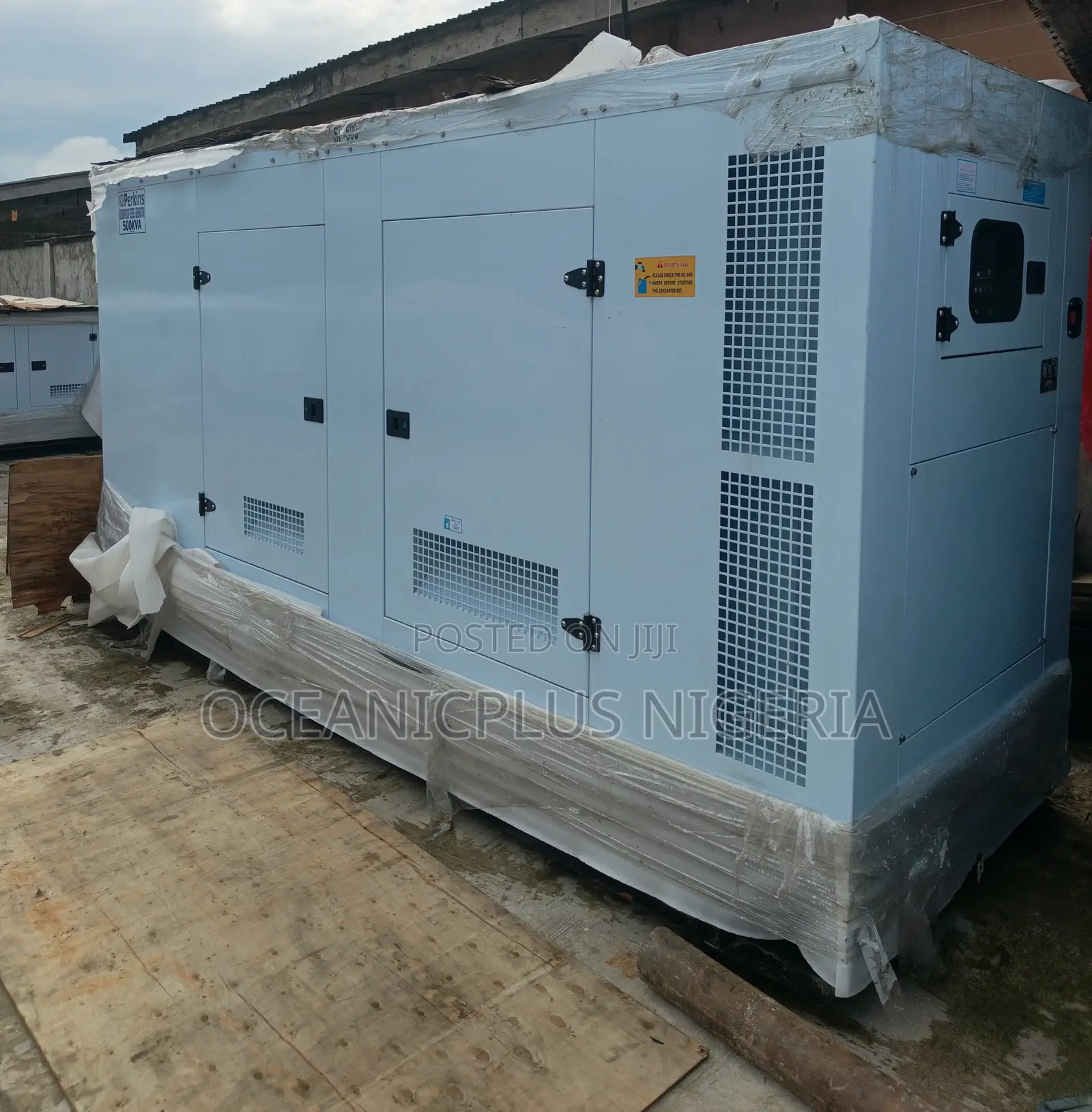 Perkins 500 Kva Soundproof Diesel Generator