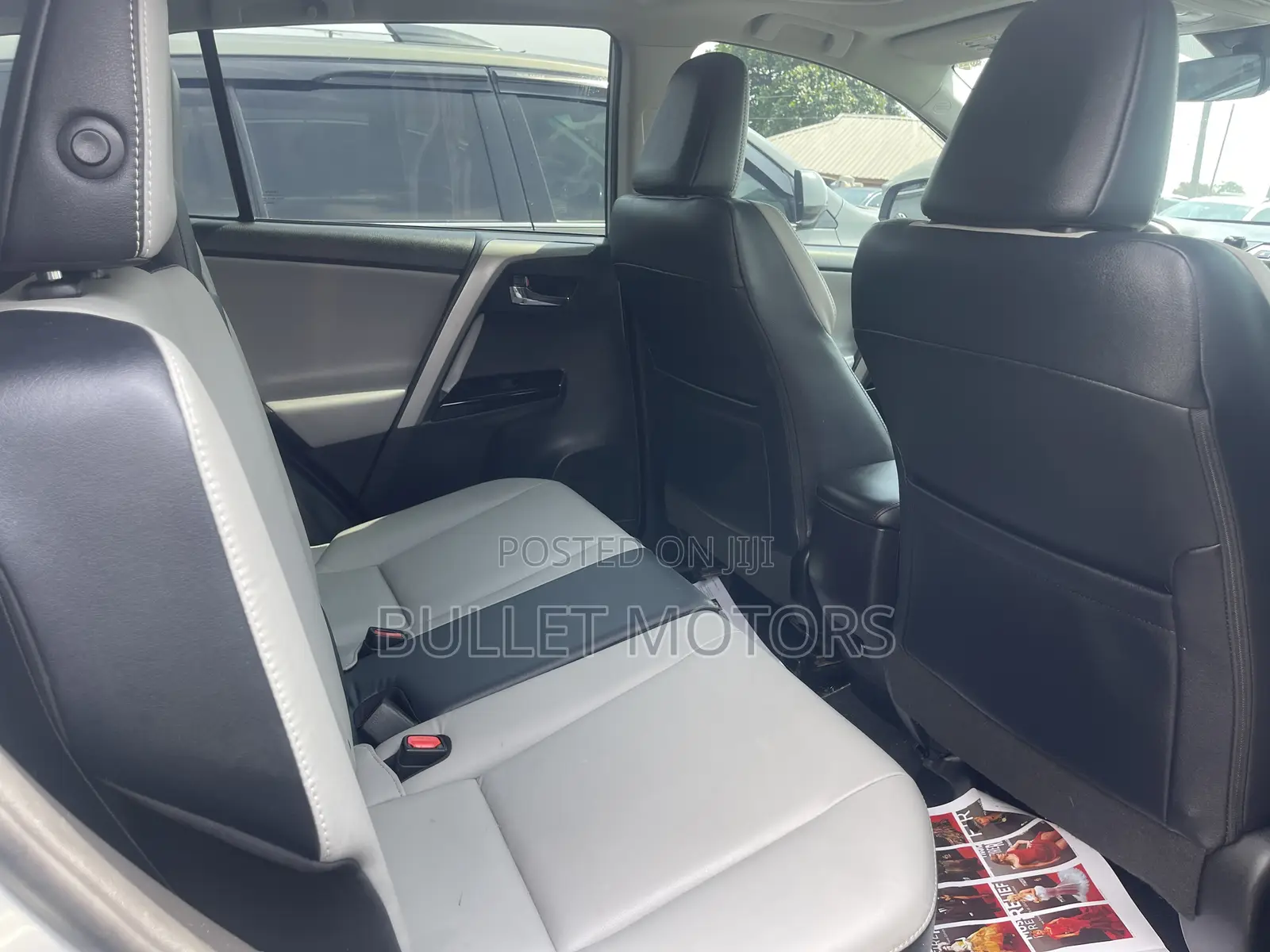Toyota RAV4 Limited FWD (2.5L 4cyl 6A) 2017 Silver