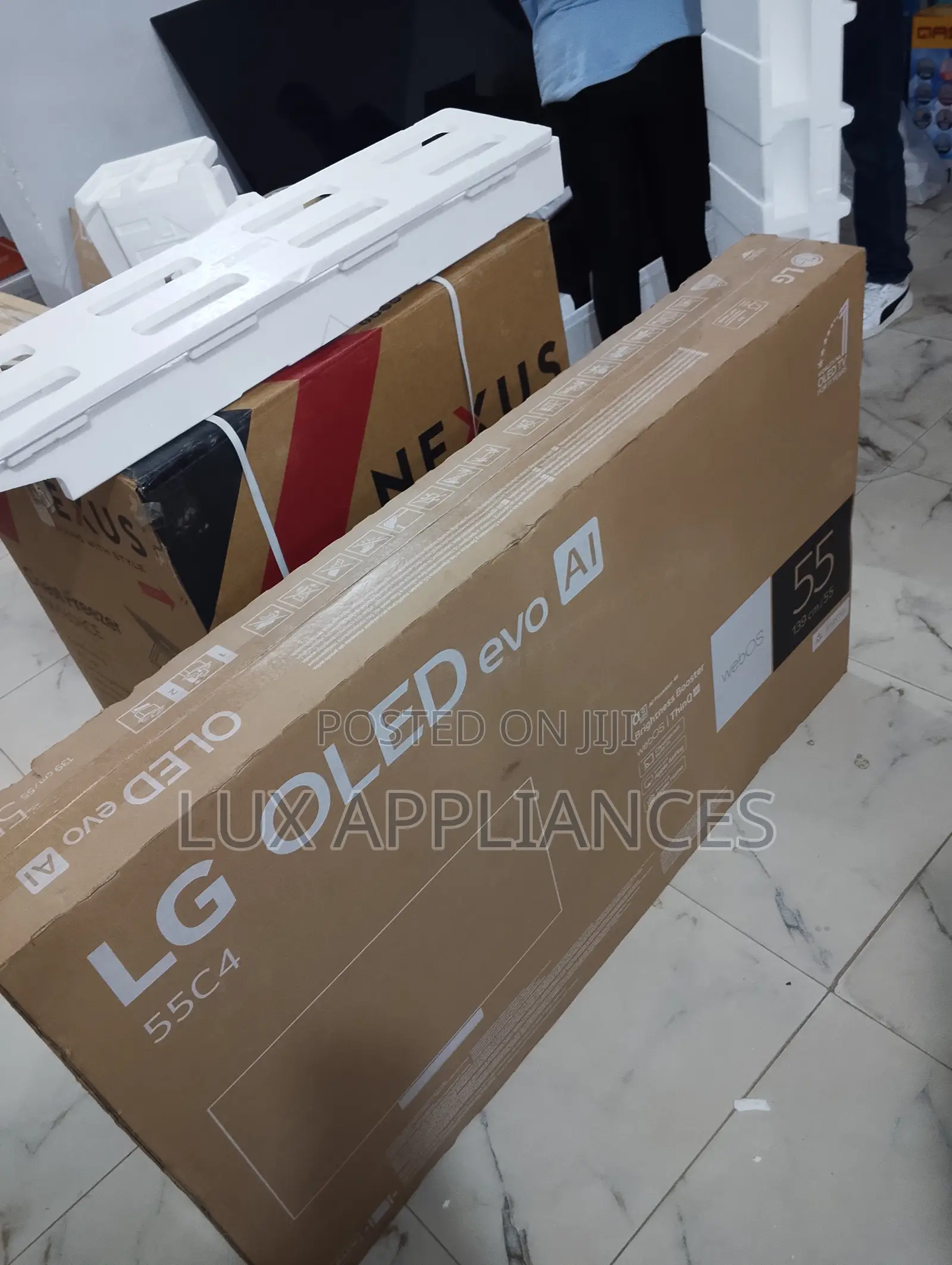 Lg Oled 55” – Flawless Display, Gently Used