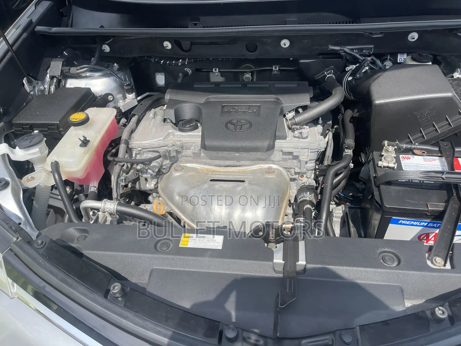 Toyota RAV4 Limited FWD (2.5L 4cyl 6A) 2017 Silver