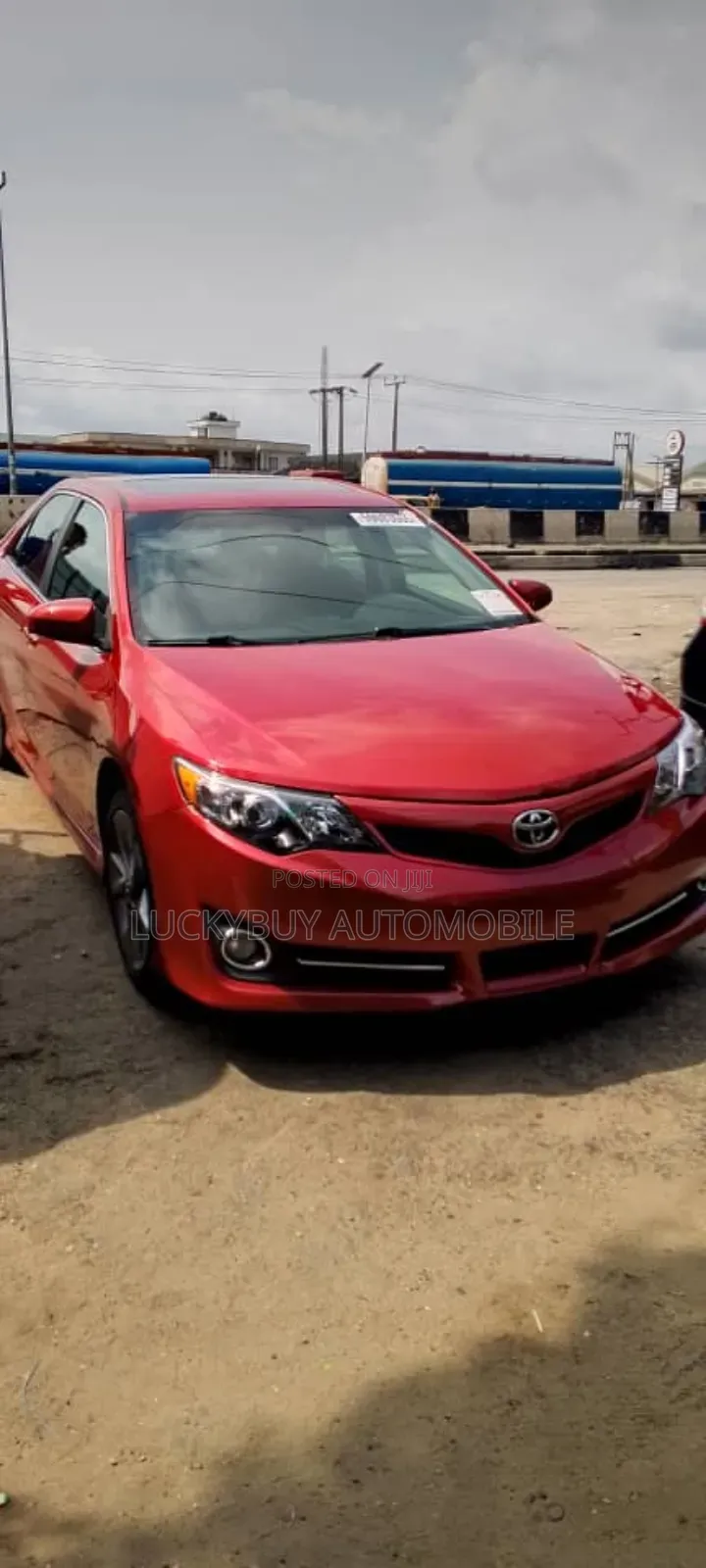 Toyota Camry SE 4dr Sedan (2.5L 4cyl 6A) 2014 Red