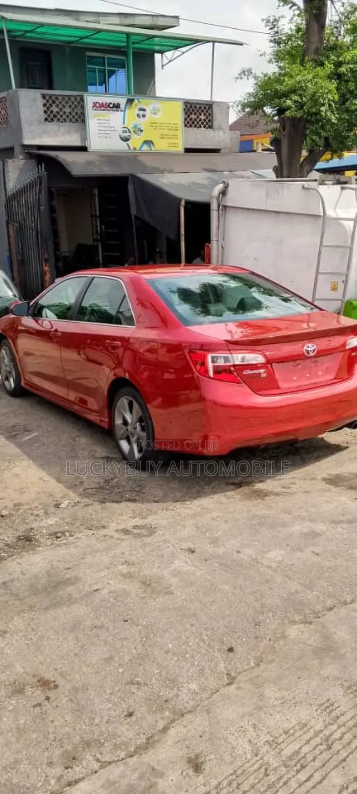 Toyota Camry SE 4dr Sedan (2.5L 4cyl 6A) 2014 Red