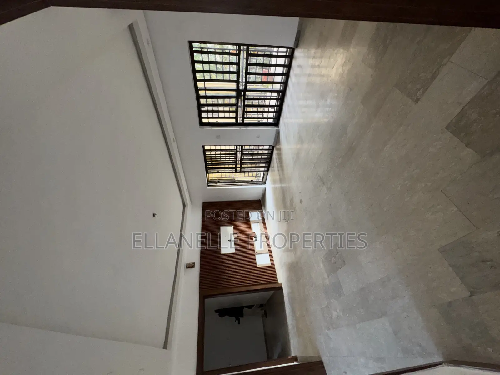 3bdrm Apartment in Maitama for rent