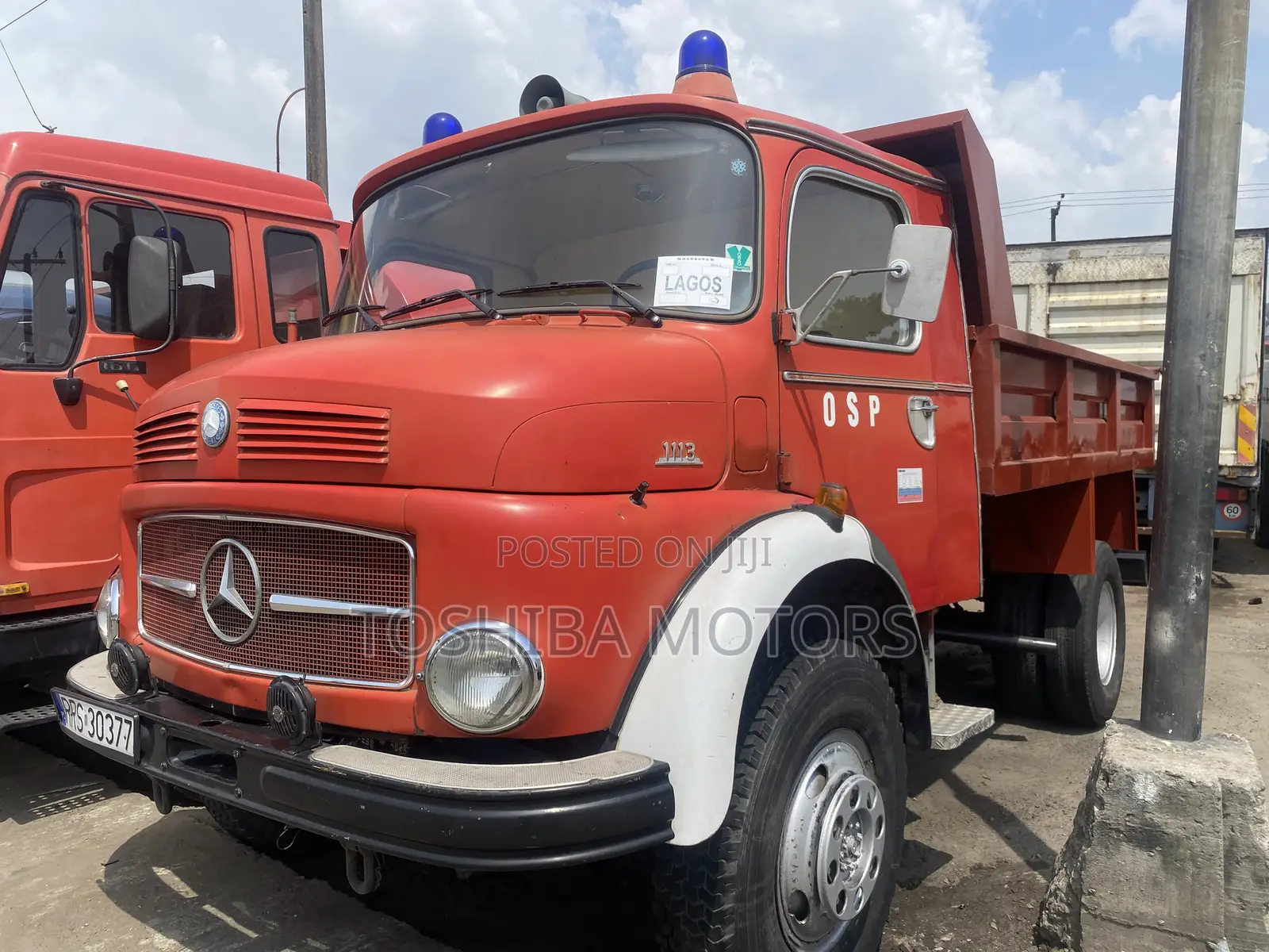 1113 Tipper Dump Truck Fire Service Face