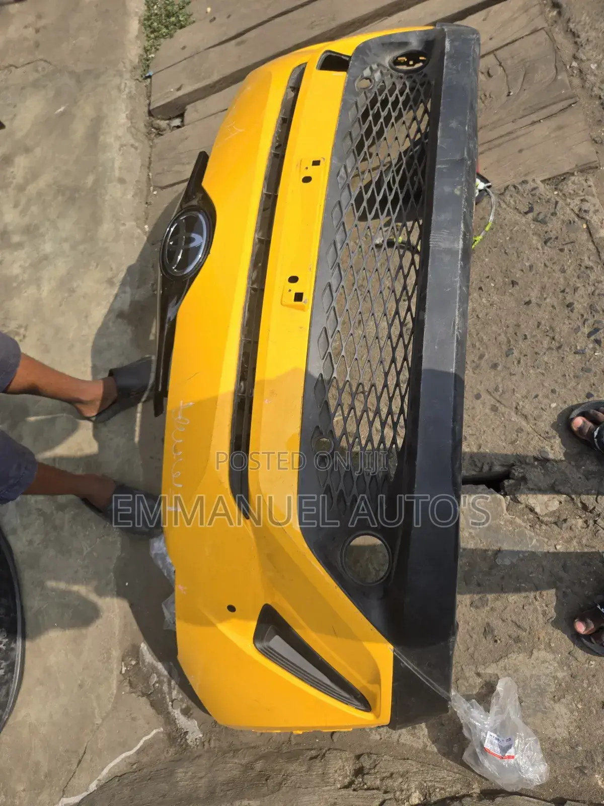 C-Hr 2015 Front Bumper