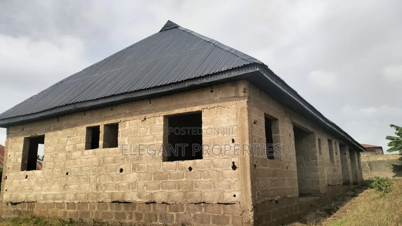 2bdrm Bungalow in Prime Estate, Osogbo for sale