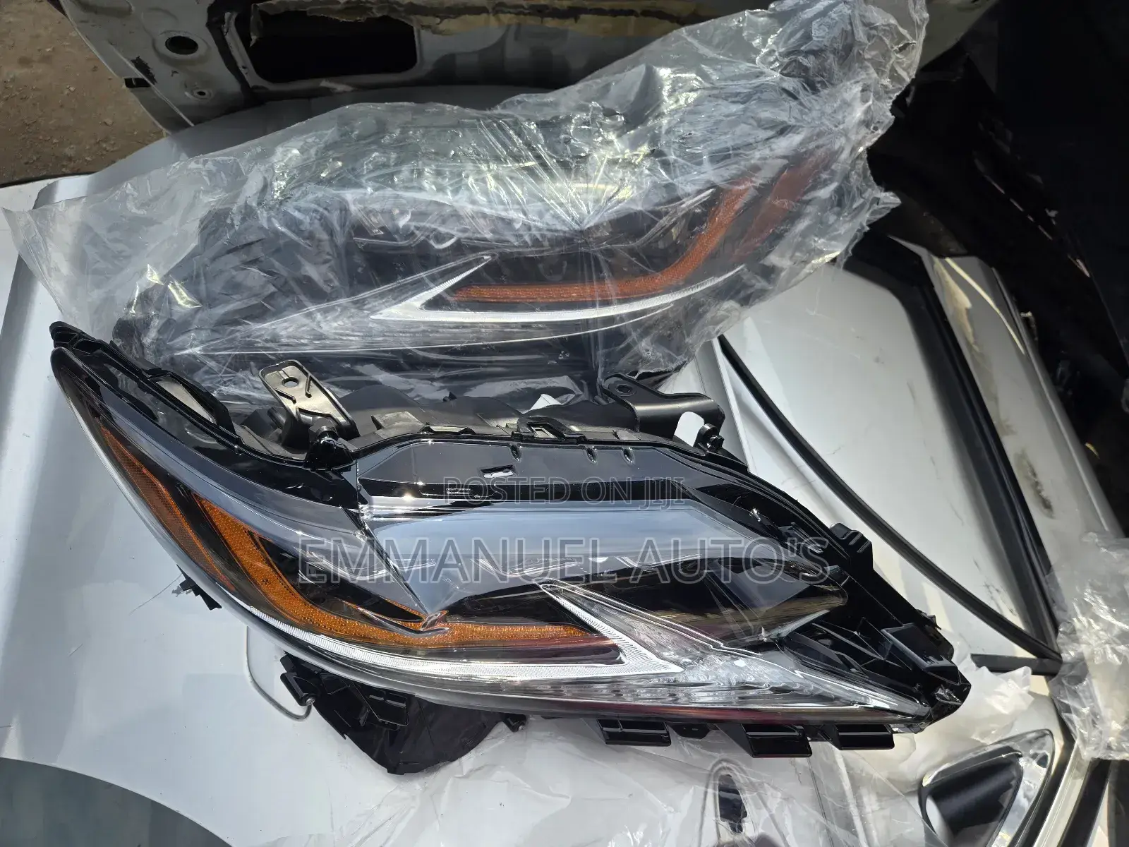 Es350 2017 Headlight