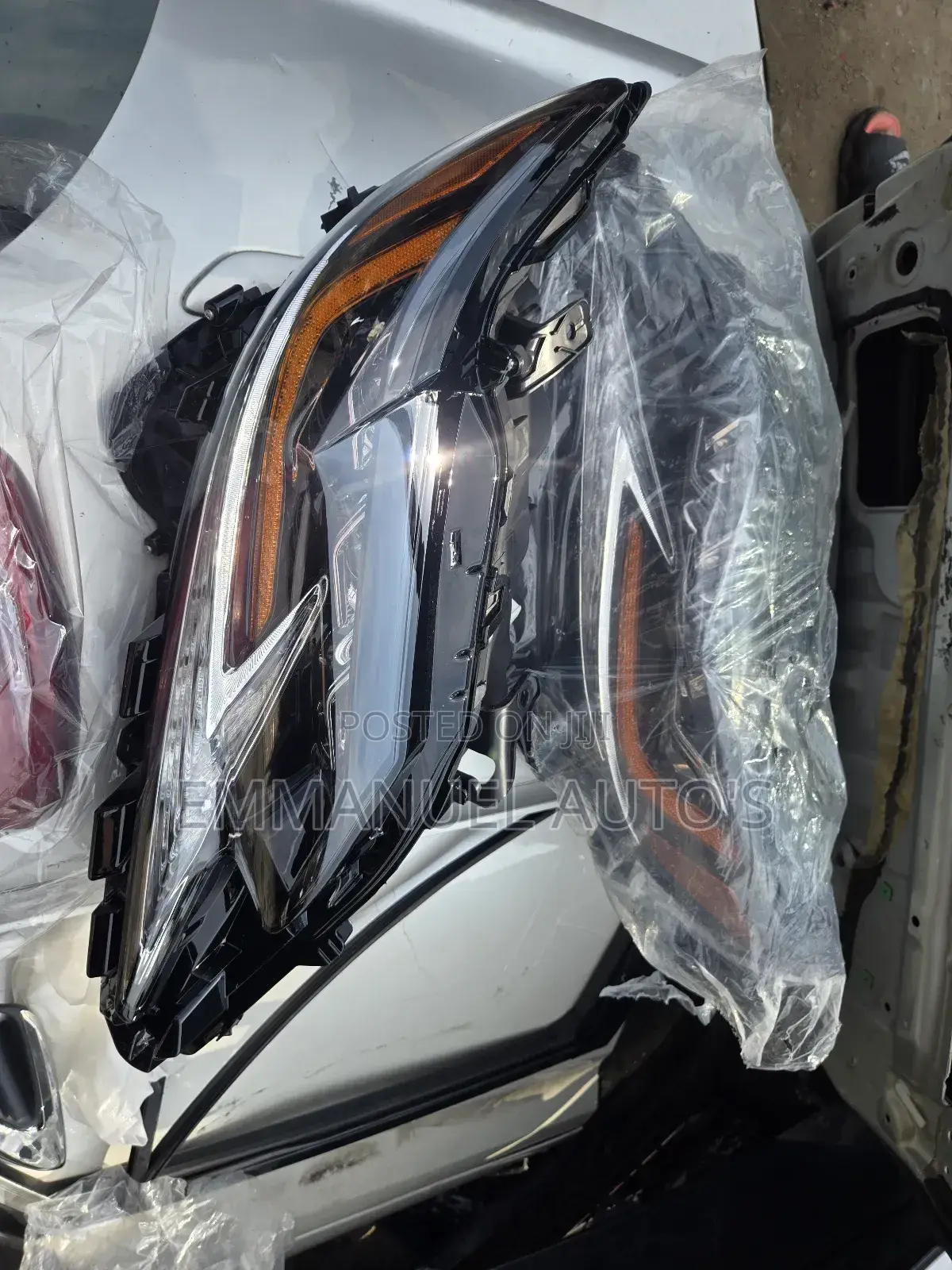 Es350 2017 Headlight