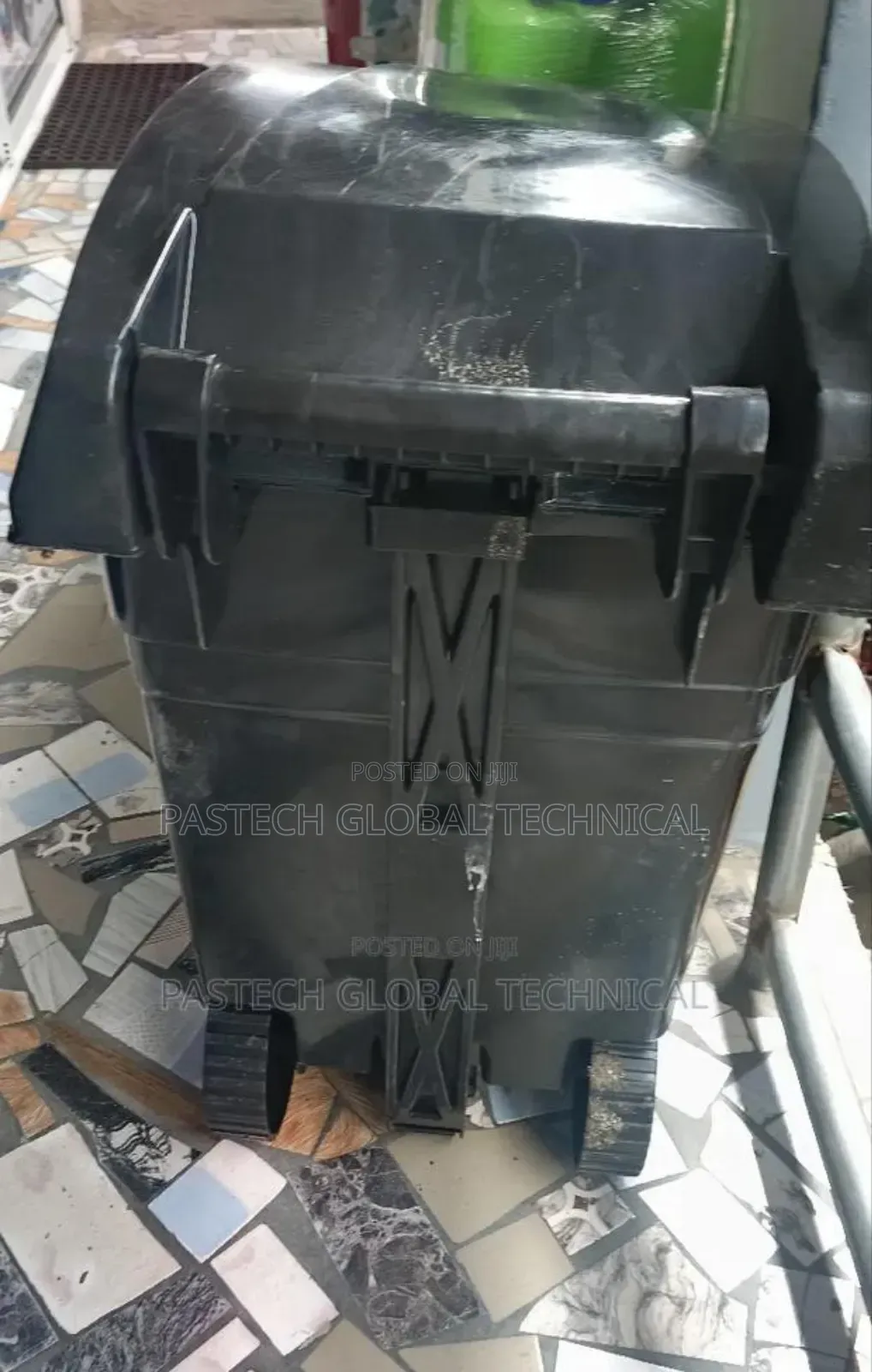 Plastic Pedal Waste Bin (50ltrs)