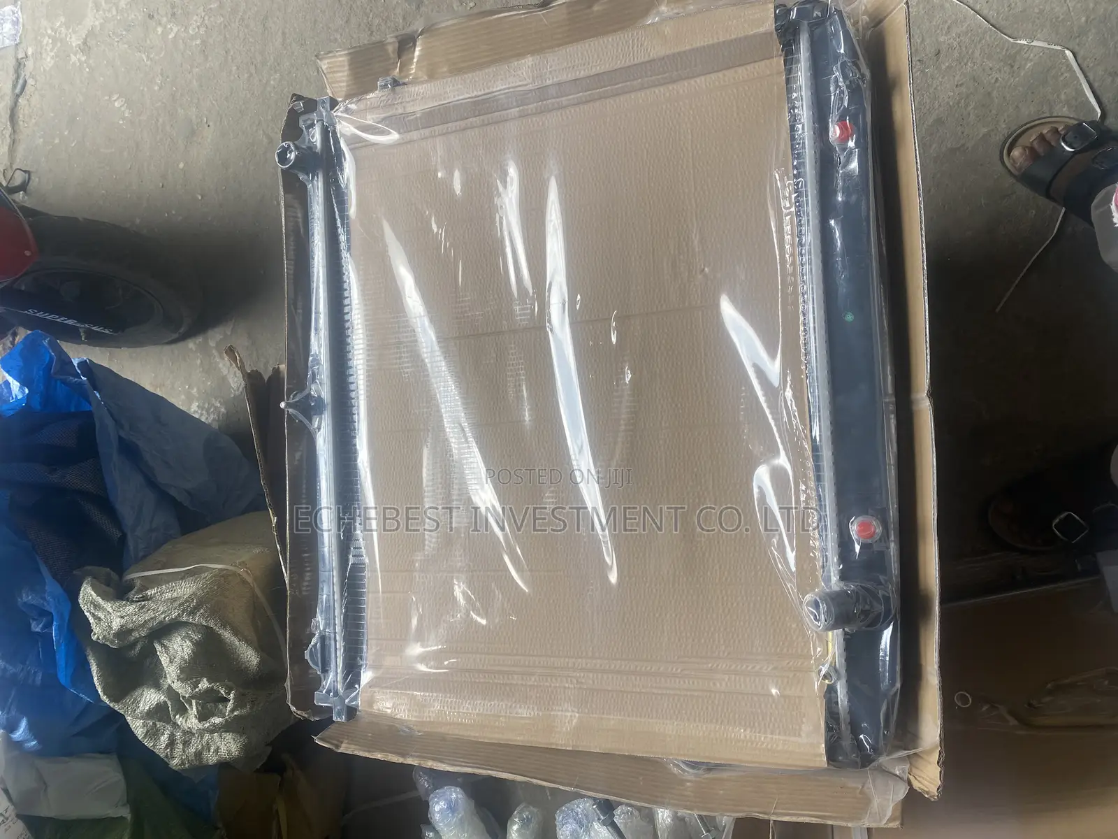 Radiator Land Cruiser 2008, 2009, 2010, 2011, 2012, 2013, V6 Engine