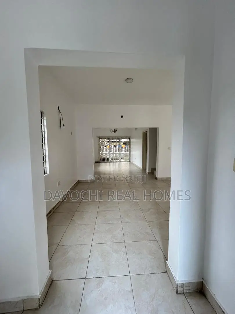 3bdrm Duplex in Fara Park, Lekki Phase 2 for rent