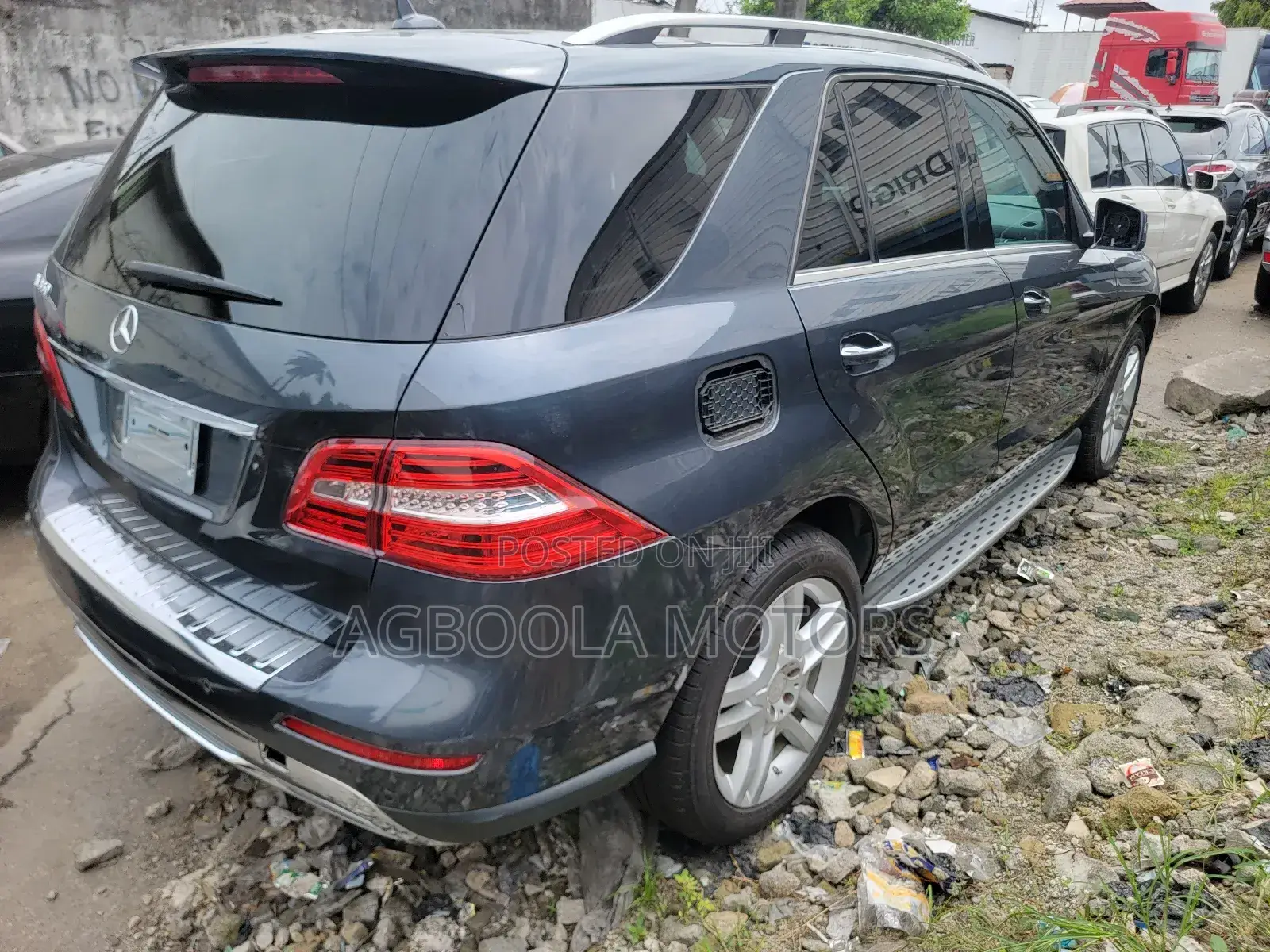 Mercedes-Benz M Class ML350 4MATIC 4dr SUV AWD (3.5L 6cyl 7A) 2014 Gray