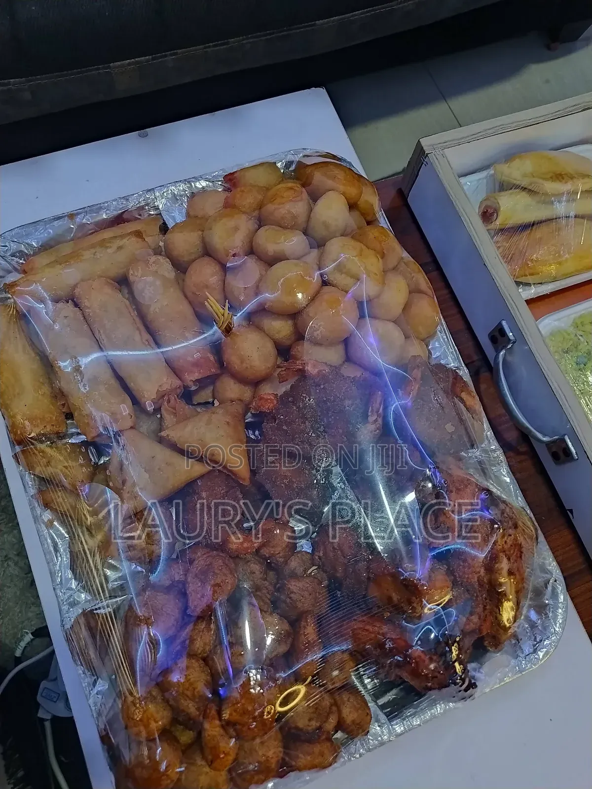 Hot Air Balloon, Small Chops and Food Tray