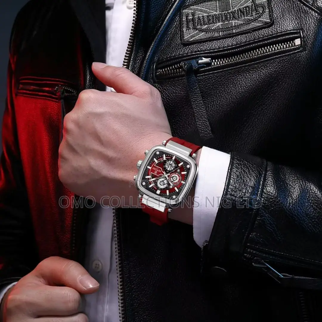 Luxury Reward V.I.P Chronograph Rubber Watch – Bold And Stylish