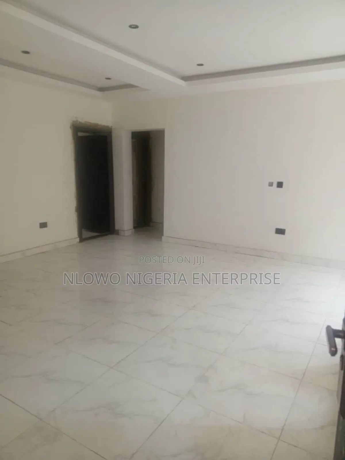 3bdrm Apartment in Ayodele Estate, Ifako-Gbagada for sale