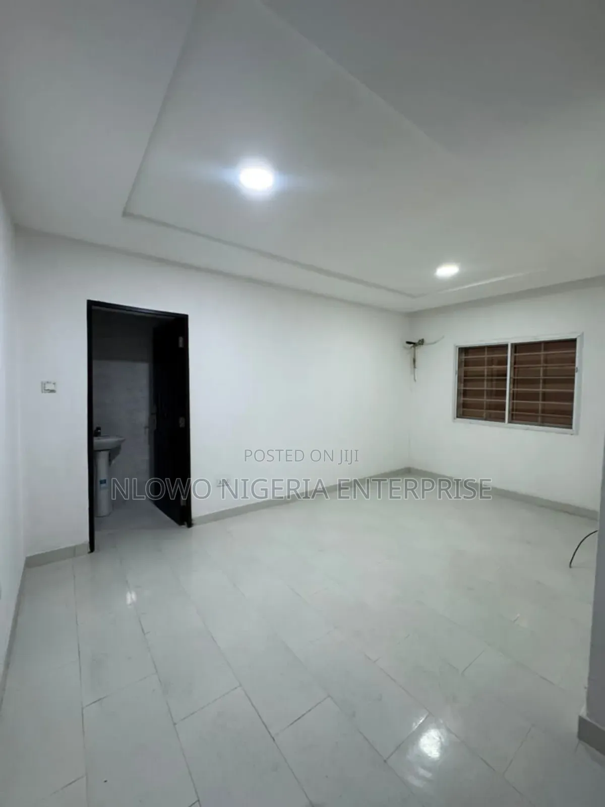 3bdrm Apartment in Ayodele Estate, Ifako-Gbagada for sale