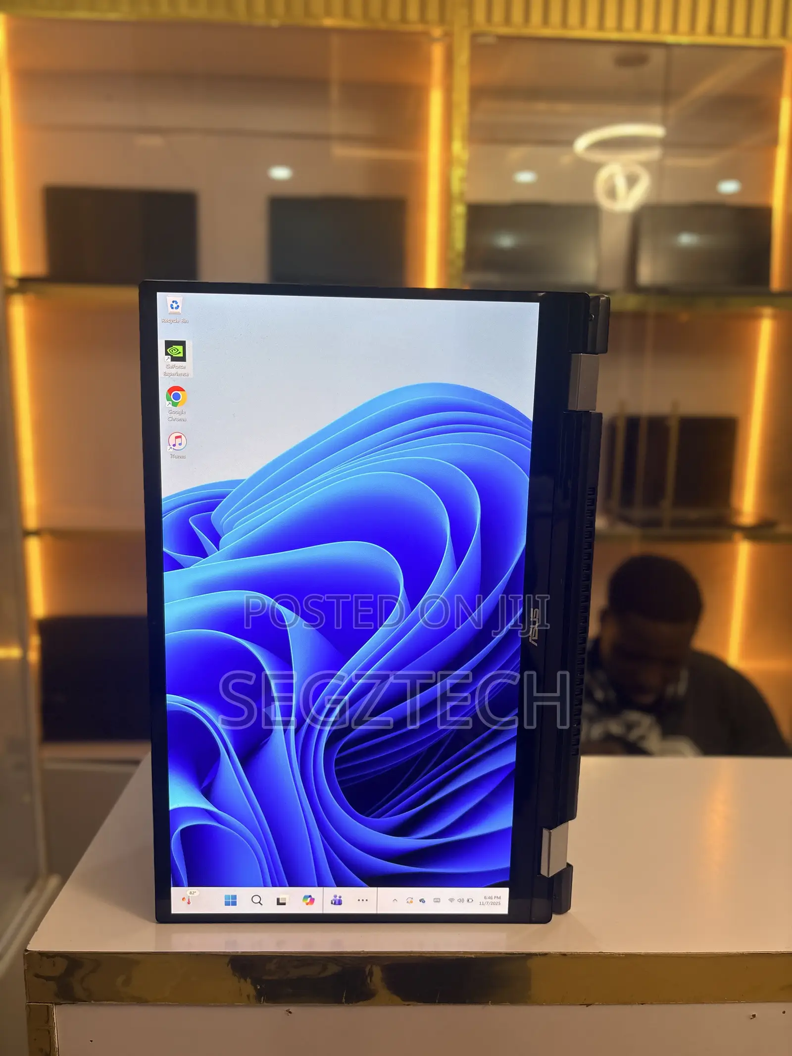 Laptop Asus ZenBook Flip UX360CA 16GB Intel Core I7 SSD 512GB